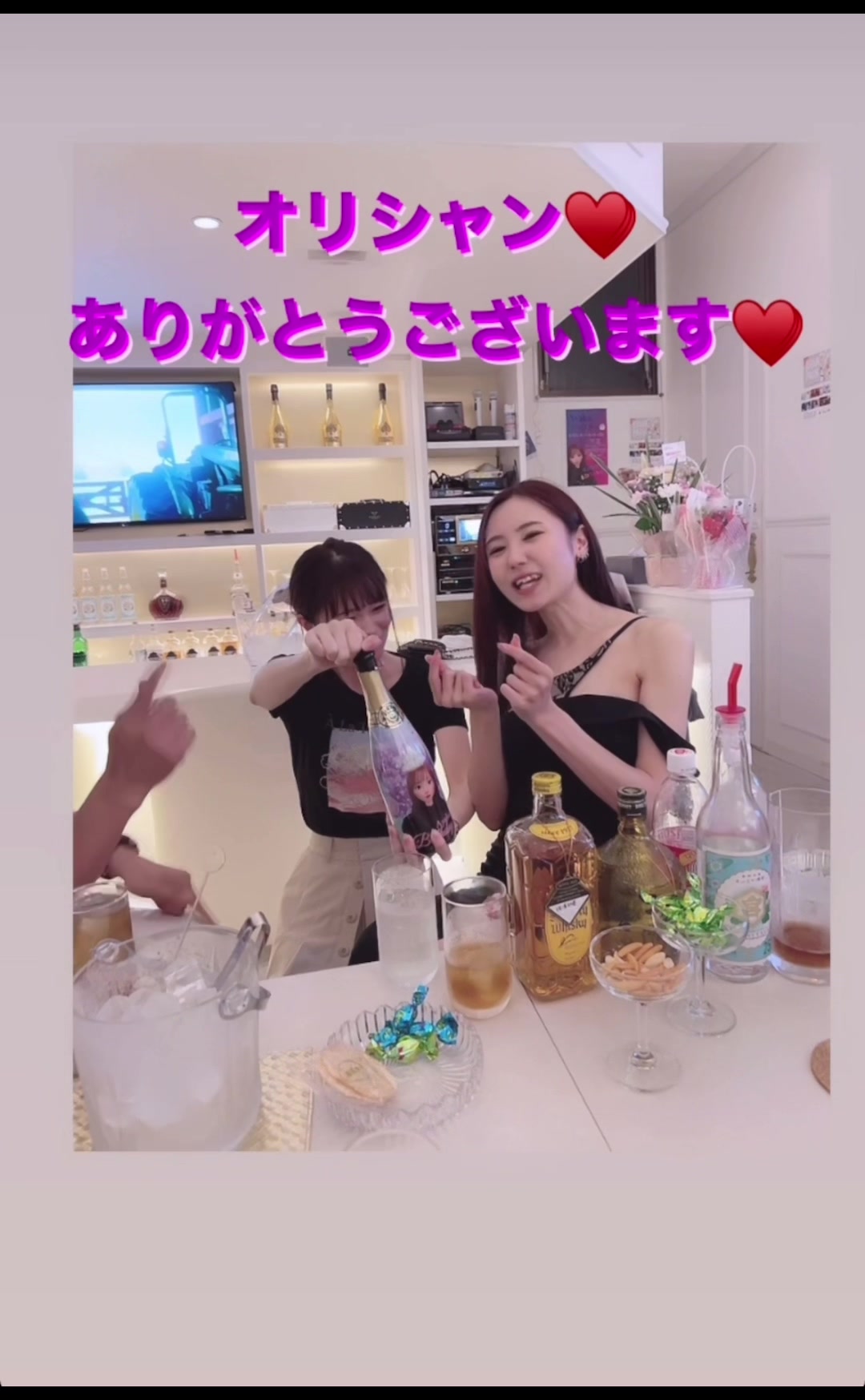 Lounge FIRST CLASS. . あやかのバースデー🎂 . はじまりはじまり～✨️✨️ #新潟古町 #新潟 #ラウンジ