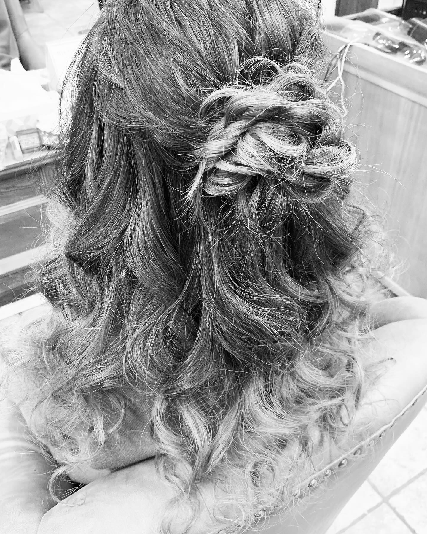 今週も笑顔でお待ちしております@clubgalle2580 #東陽企画グループ #東陽企画 #トキオ観光 #第21桂和ビル #第21桂和ビル6階 #くらぶ我礼 #クラブ我礼 #我礼 #クラブガレ