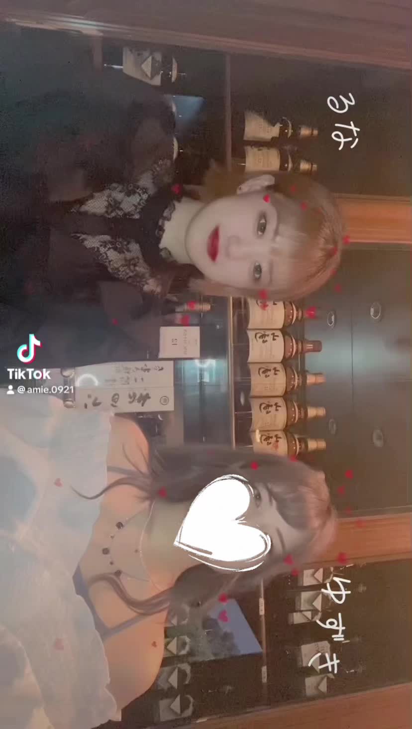 ごめんなさい再投稿デス🫣るなゆずコンビです🧡🤍 いっぱいイイネしてください🥹🩷🥹🩷🥹🩷 #新潟 #新潟駅前 #スナック #スナックamie #おすすめ #バズれ