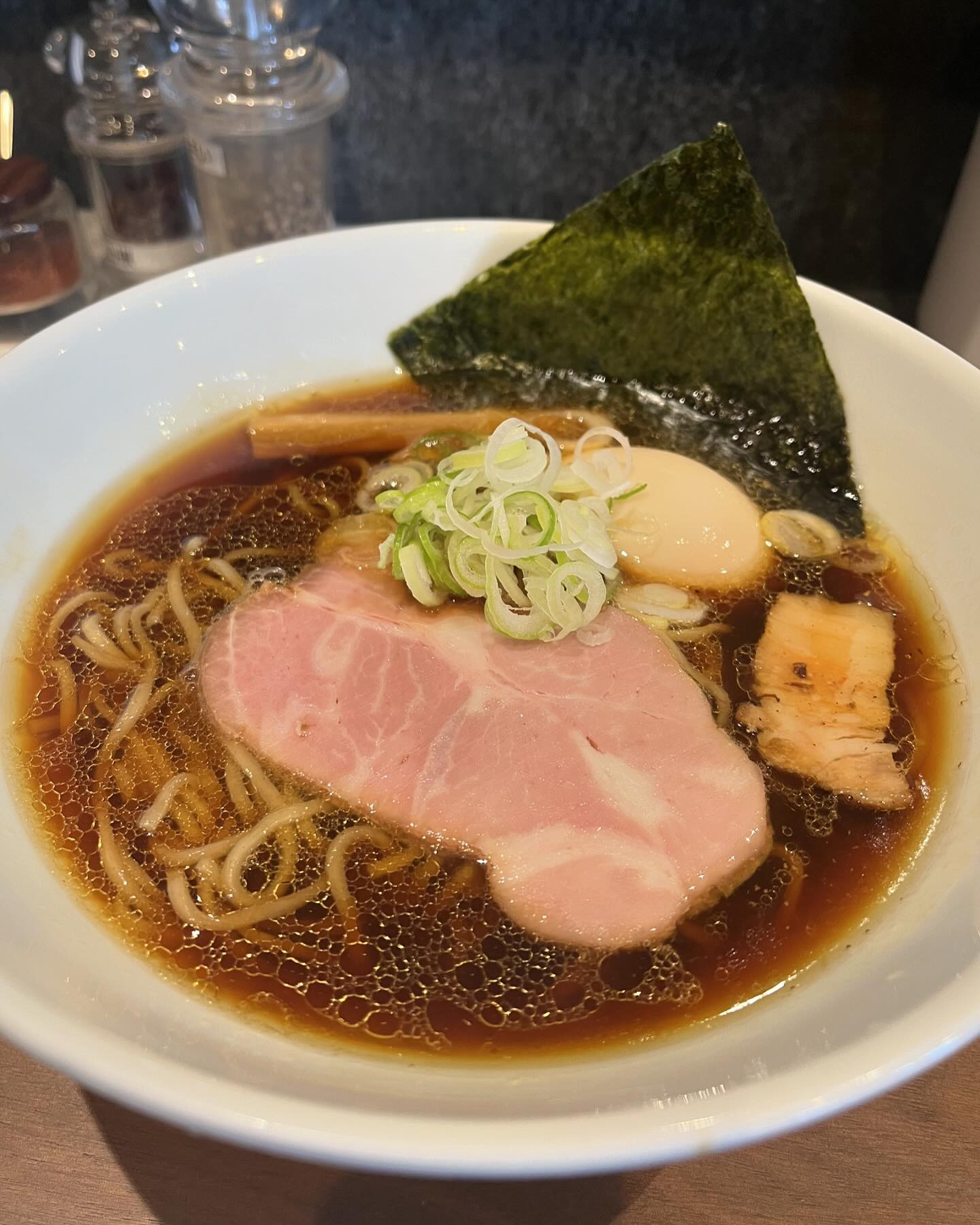 休みの日は、大体ラーメンかお蕎麦かスープカレー🤭
喉の違和感がまだ治らないので、生姜入り🍜やスープカレー食べてみたけどまだかな〜😓

明日から我礼の周年なので、体調万全にしたいのに！！！

@clubgalle2580 
#club我礼#すすきの