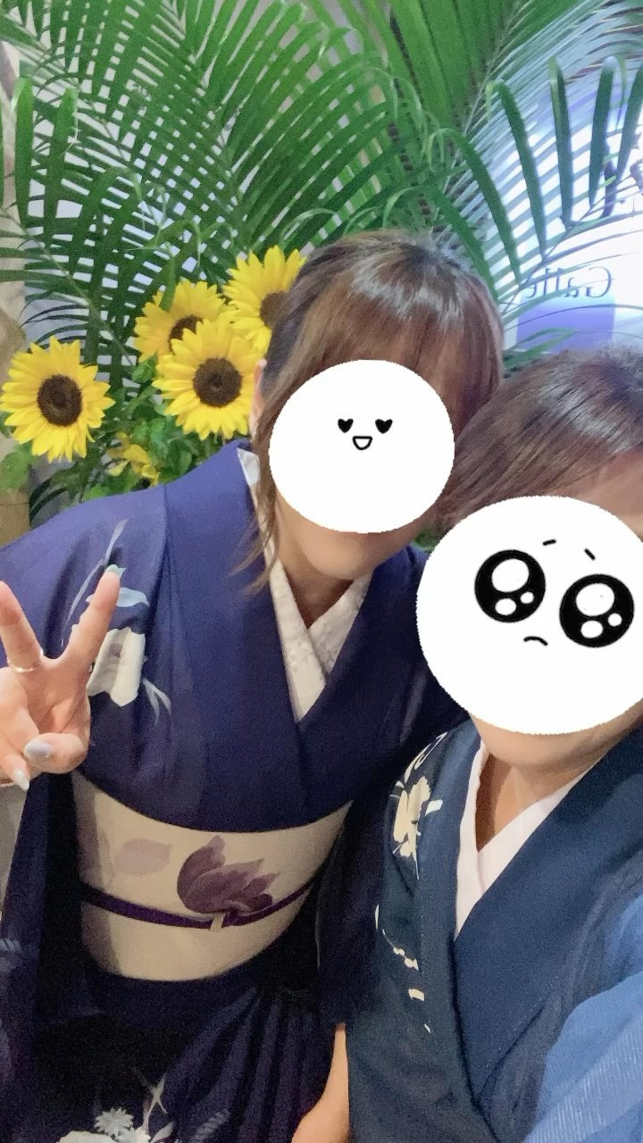 周年二日目ありがとうございました😊
今日もまたよろしくお願いします♡

この二日で女の子と沢山お写真撮れました♡

@clubgalle2580  @mizusaki_ayumi 

#クラブ我礼 #すすきの 
#土曜日も頑張る