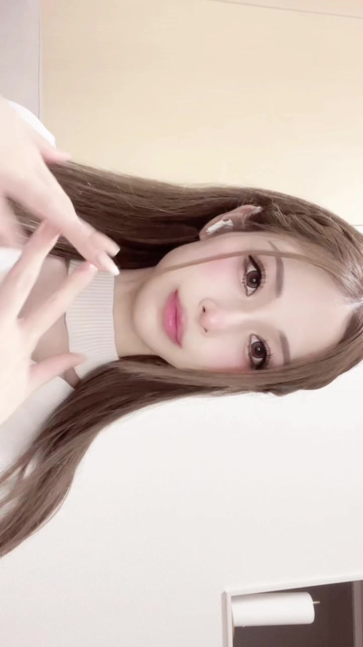 昨年の夏めちゃくちゃ聴いてた曲。今年も聴く🌻♡