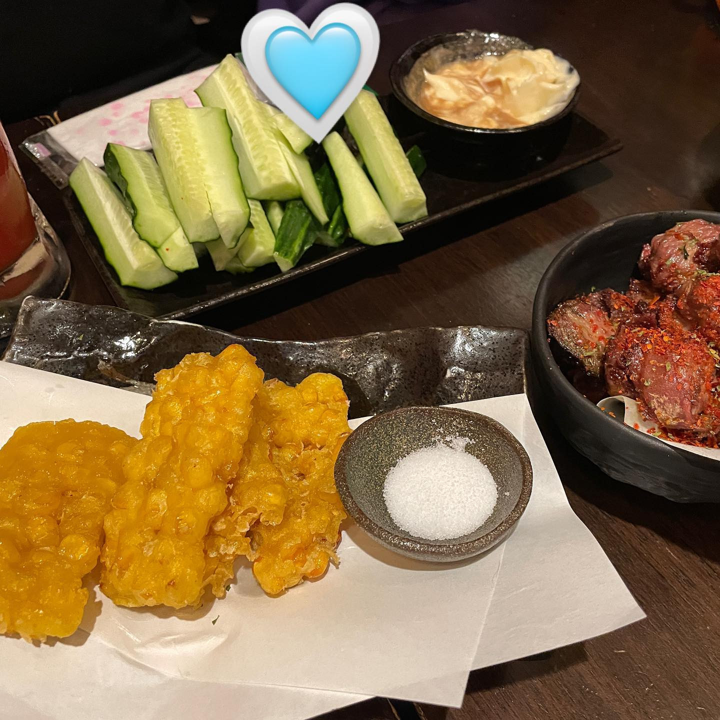 ともさんのお客様にいただいたきゅうり
美味しすぎたー😍

今日のお昼の冷やし中華にも
たっぷり乗せていただきました😋
(写真撮り忘れた笑)

近所の盆踊り大会の立て看板
もう立ってて夏を感じた☀️

┈┈┈┈┈┈┈┈┈┈┈┈┈┈┈┈┈┈ 

札幌市中央区南6西4第21桂和ビル6F 
クラブ我礼〜Galle〜 

 @clubgalle2580 

┈┈┈┈┈┈┈┈┈┈┈┈┈┈┈┈┈┈ 
ご来店予定の方はDMください💌 
 
#きゅうり #クラブ我礼 #クラブガレ #ガレ #北海道 #札幌 #すすきの #ス