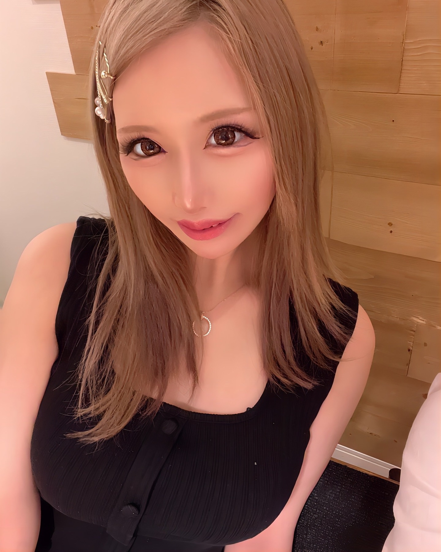 気づいたら7月も半分終わってる〜😱
.
.
.
.
.
#キャバ嬢 #加工 #赤羽 #歌舞伎町 #低血糖 #飲み放題 #ちる