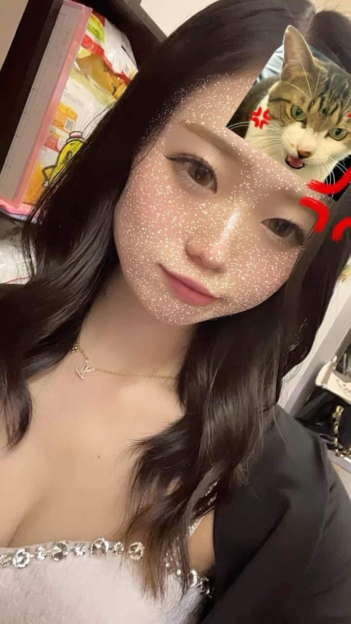 三連休２日目〜
あいにくの雨だけど飲んでこ〜っ！
是非遊びに来てください🌟