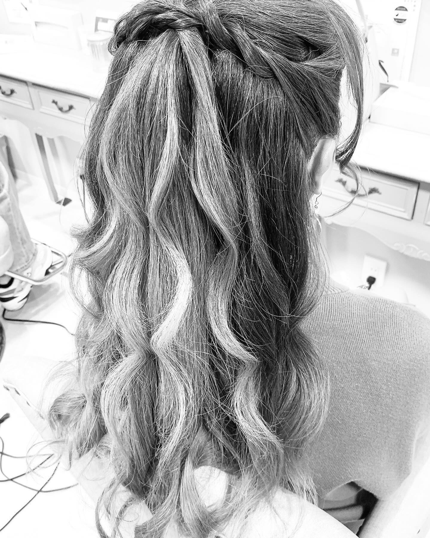 今宵も楽しく過ごしましょー@clubgalle2580 #東陽企画グループ #東陽企画 #トキオ観光 #第21桂和ビル #第21桂和ビル6階 #くらぶ我礼 #クラブ我礼 #我礼 #クラブガレ