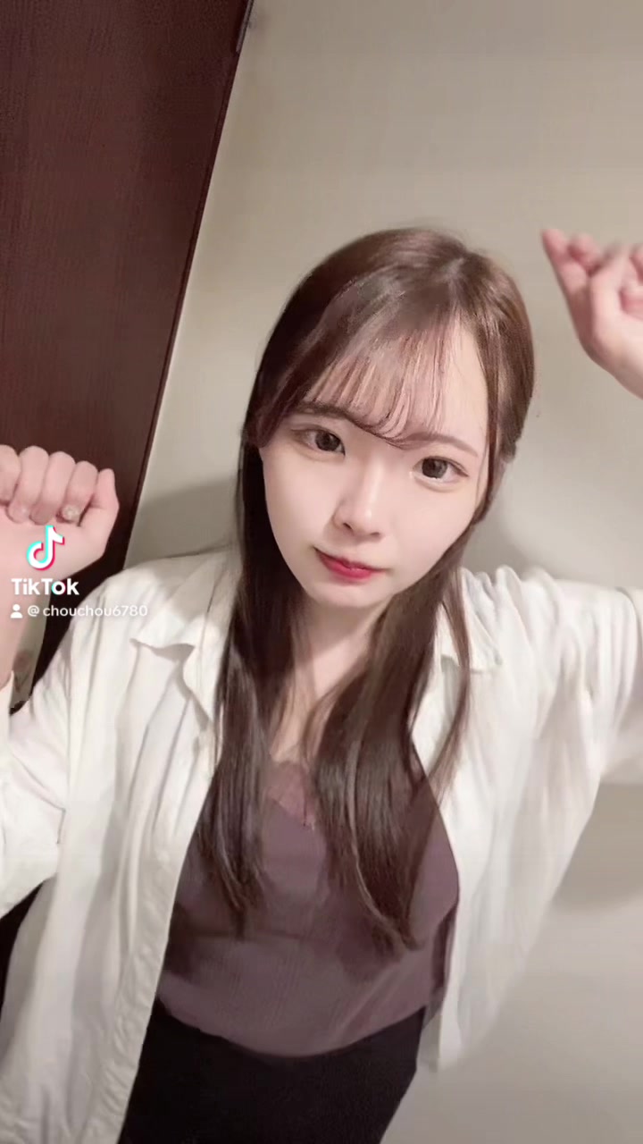 みどり推しです💚 #新潟 #古町 #鍋茶屋通り #ガールズバー