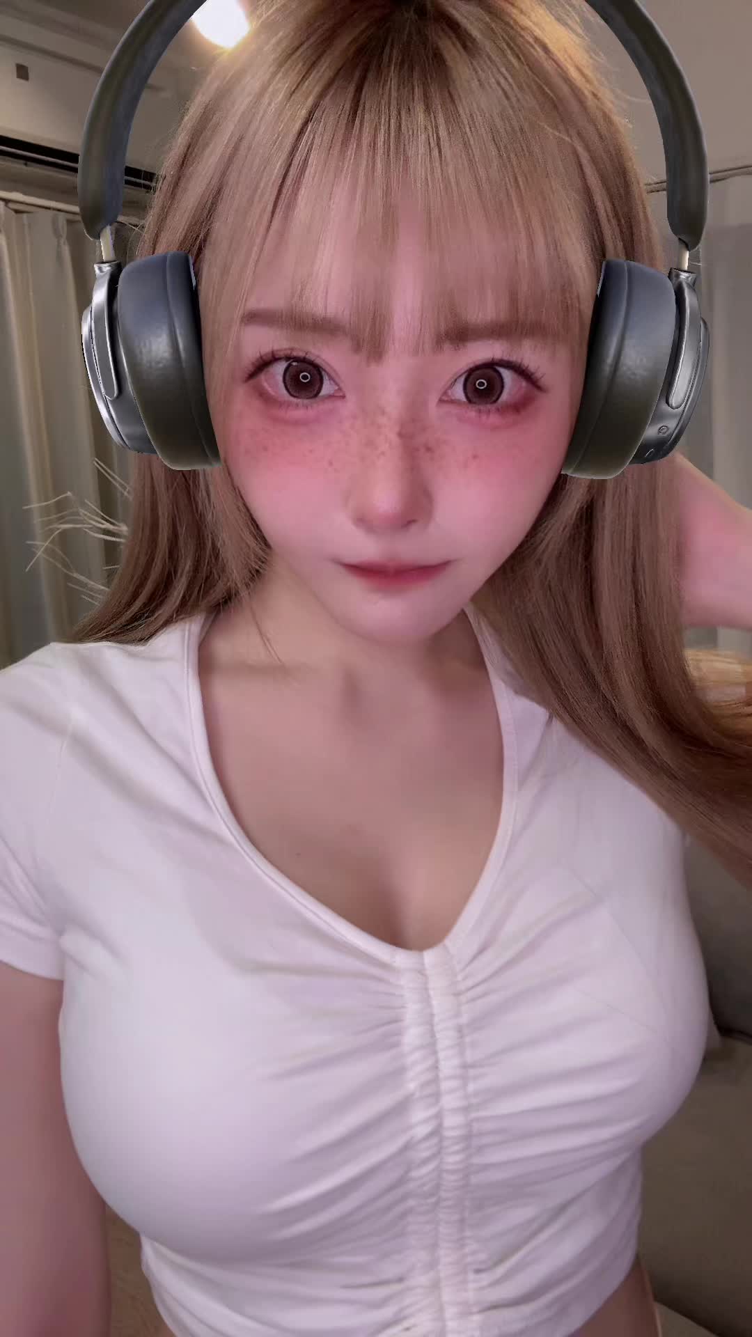 最近tiktok指名多くて嬉しいよ🐈🩵#キャバ嬢#すすきの#矯正女子