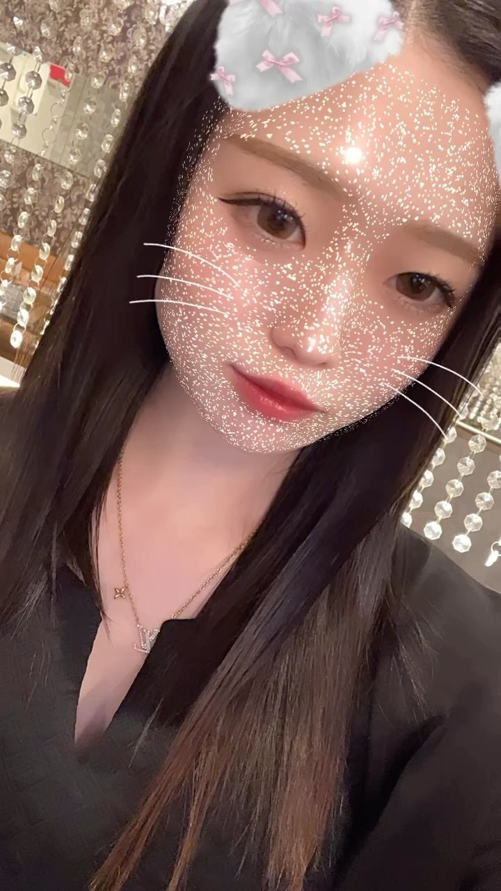 9時半の遅め出勤でーす☺️
是非遊びに来てください🌟