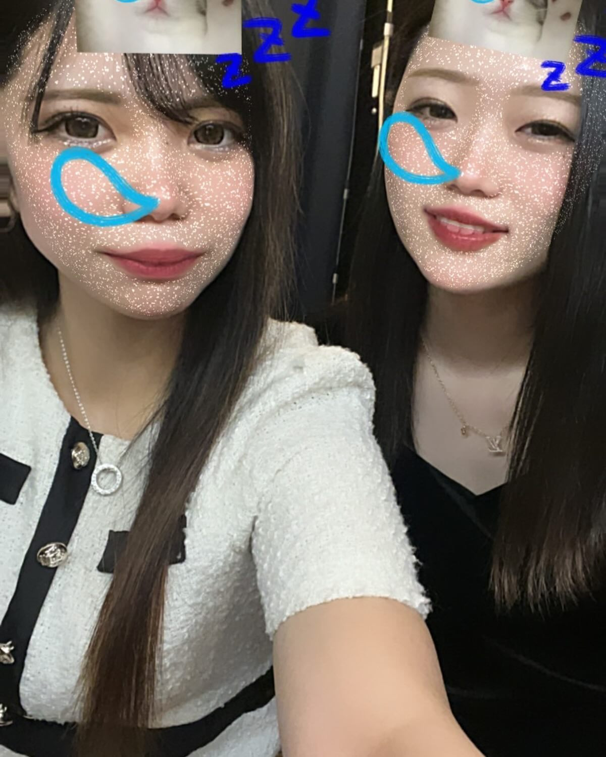 5ヶ月ぶりに美容院行ってきました〜
なんかかれんもイメチェンしたらしくて、私もしてみました🤣
ぜひ会いに来てください！
8時半からおりまする🌟