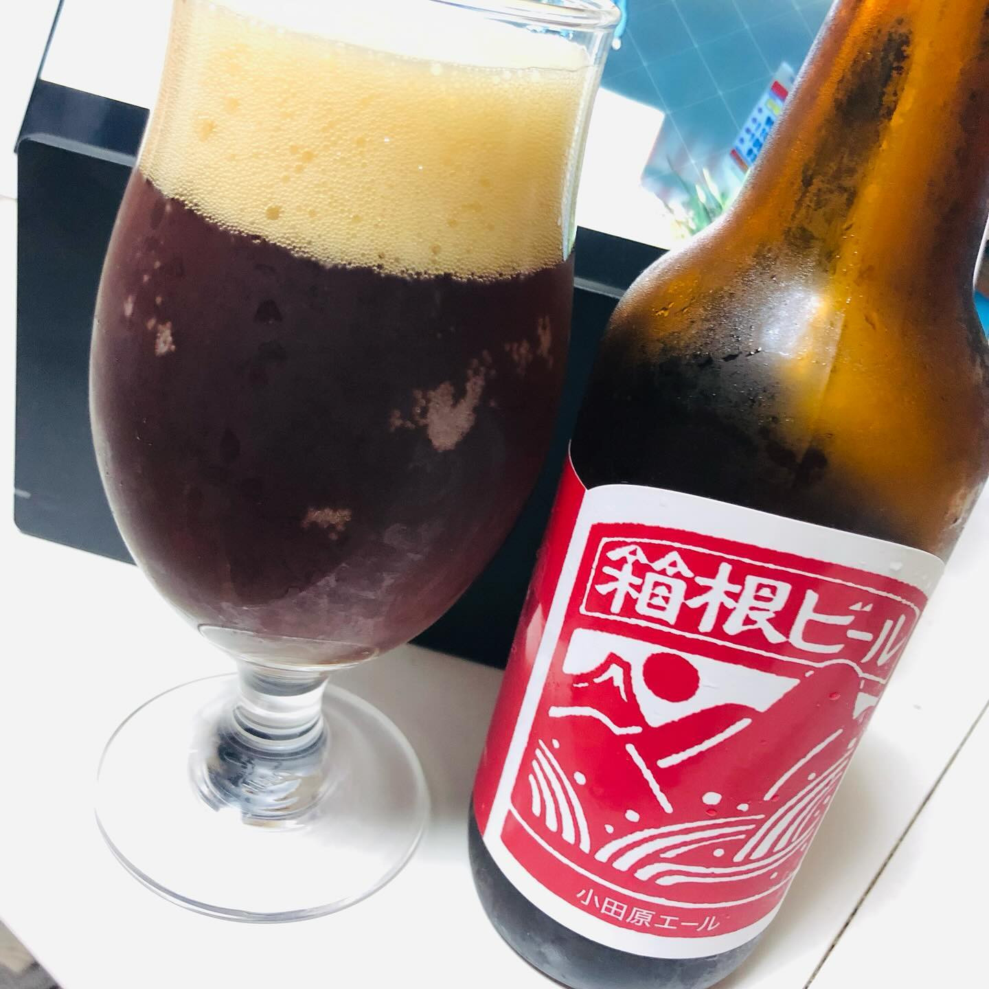 🍺箱根ビール　小田原エール🍺

箱根ビールの、小田原エールてやつ！

めっちゃ色が濃ゆい！
でも飲みやすくておいしかった！

黒ビールではない！

箱根行った時に飲むのが良い🍺

やっぱり、現地のお酒は現地で飲みたい🤤

#ビール
#箱根ビール
#小田原エール
#キャバ嬢
#志木

今日はめちゃくちゃ暑かった！！
夜になってもサウナみたいに暑い🧖

こんな日はビールに限る🍺