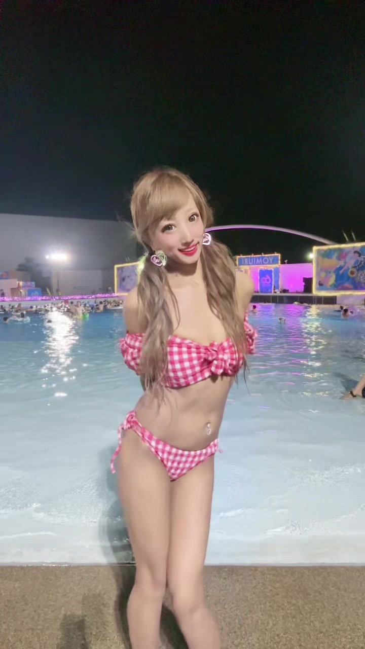 #mamushi #千葉雄大 #チーム友達 #よみうりランド #ナイトプール ナイトプール最高👱🏾‍♀️🤟🏾💗🌴