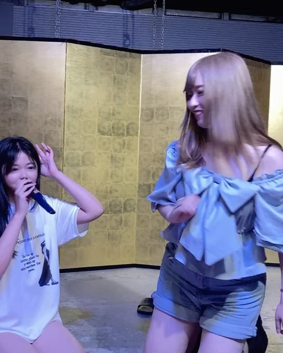 💸
人生で100本以上飲んでるけど、これが
正しいクライナーの飲み方だそうです🥹
勉強になりました🥹✌🏻
そしてたくさんのチップを挟ませていただき幸🫶🏻
.
.
.

#av女優 #セクシー女優 #歌舞伎町 #秋葉原 #ガールズバー #歌舞伎町ガールズバー
#キャバ #ホスト #長身女子  #地雷系女子 #地雷女 #高身長女子 #撮影会 #撮影会モデル #むちむち女子  #grl #グレイル #instalike #instagood