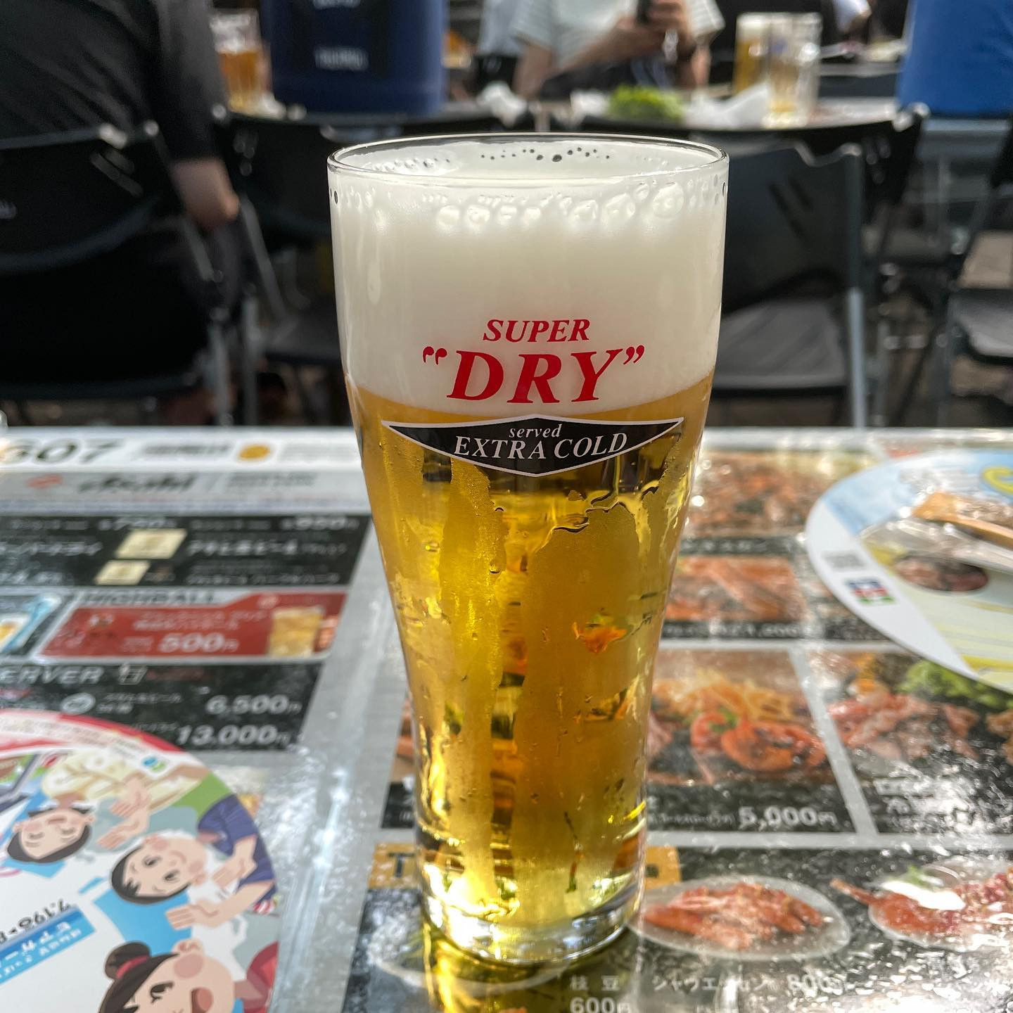 ビアガーデン行ってきました🍻

暑い日にキンキンのビール最高🤩

暑過ぎてすぐ室内に移動したけど
外飲み気持ち良かった〜✨

┈┈┈┈┈┈┈┈┈┈┈┈┈┈┈┈┈┈ 

札幌市中央区南6西4第21桂和ビル6F 
クラブ我礼〜Galle〜 

@clubgalle2580 

┈┈┈┈┈┈┈┈┈┈┈┈┈┈┈┈┈┈ 
ご来店予定の方はDMください💌 

#ビアガーデン #ビール女子 #さっぽろ大通ビアガーデン #アサヒスーパードライ #ビール #クラブ我礼 #クラブガレ #ガレ #北海道 #札幌 #すすきの #