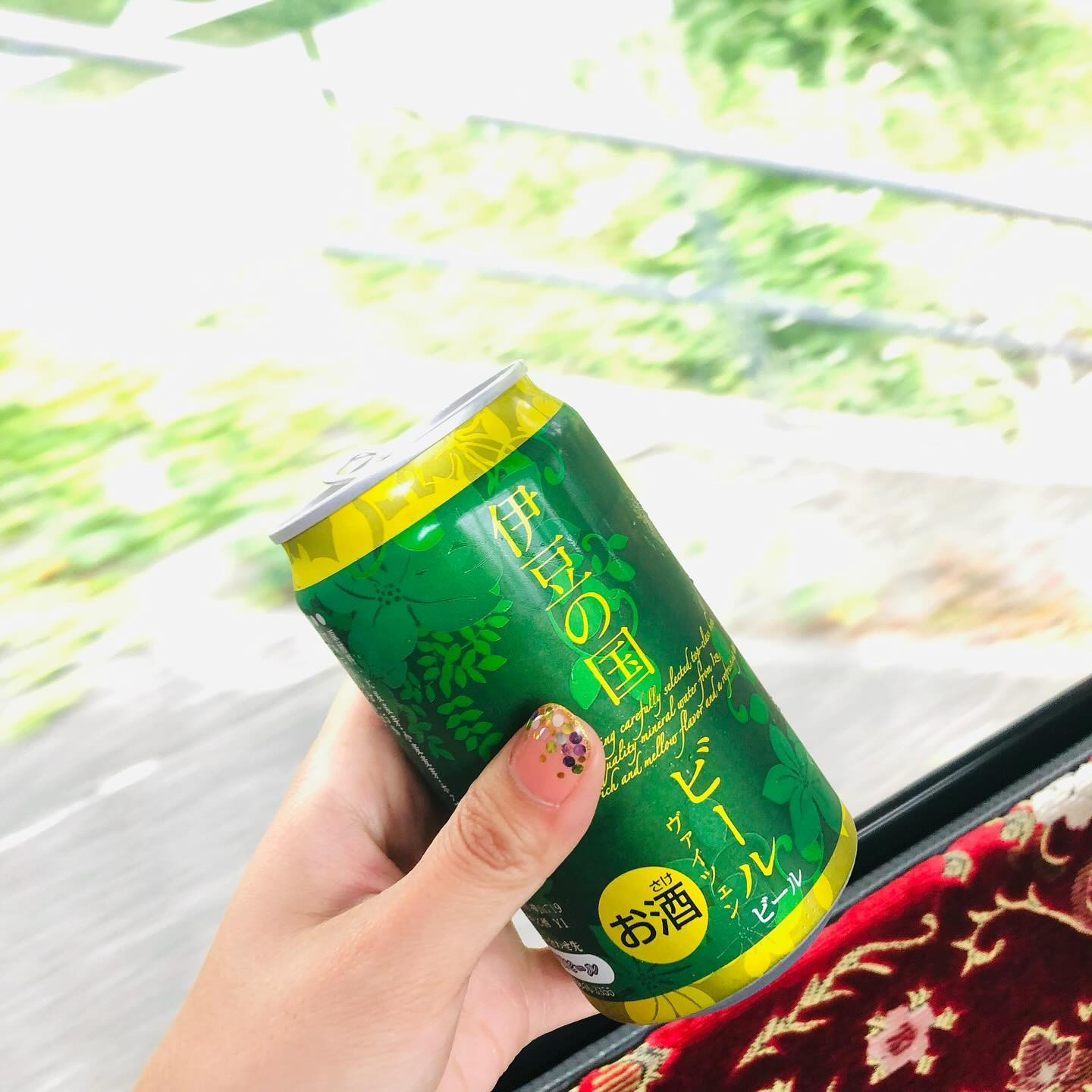 🍺伊豆の国ビール　ヴァイツェン🍺

伊豆ツアーのバスの中で飲んだ〜最高✊

旅行で飲む酒もれなく全部美味いけど
これめっちゃフルーティーで美味しかった！飲みやす！

#ビール
#伊豆
#キャバ嬢
#志木