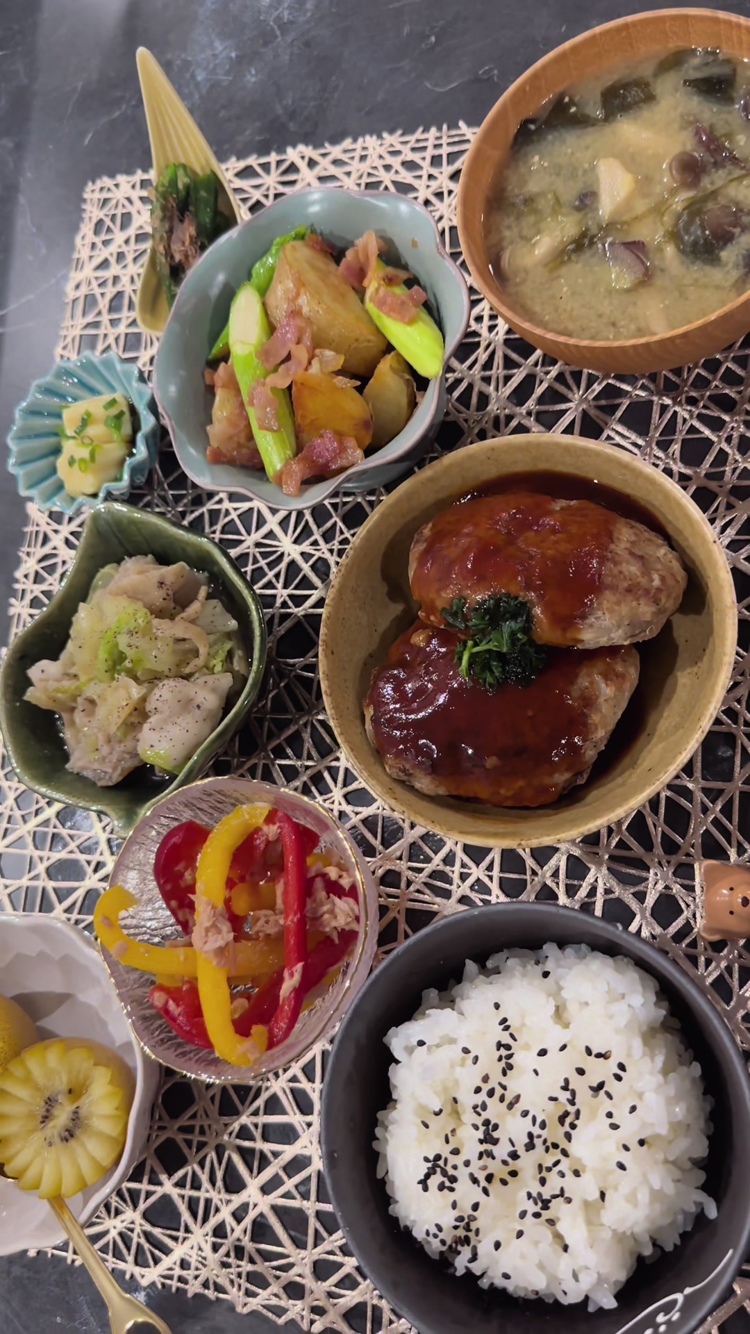 Bar Lounge RUNRUN ホットニュース 98906