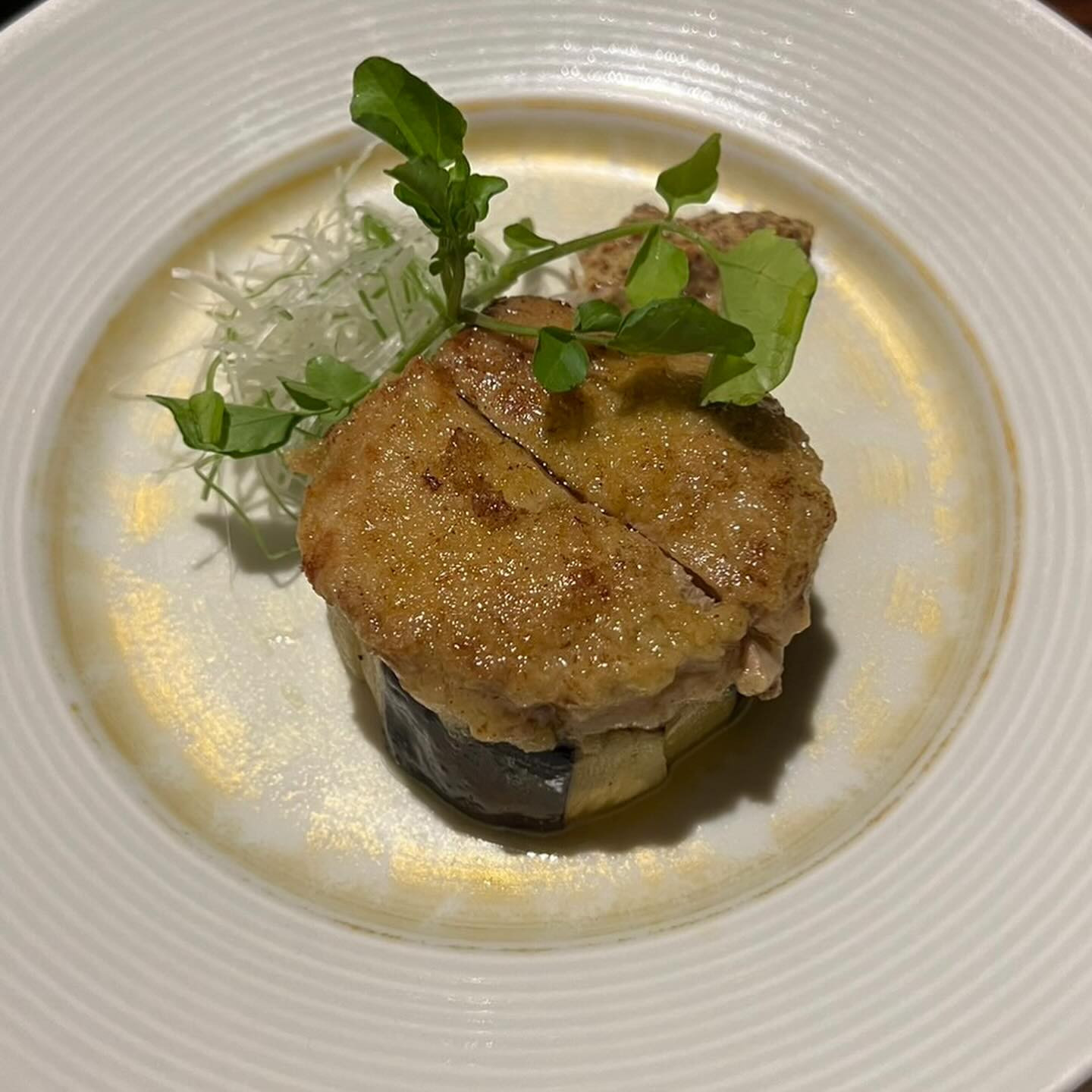 ニンニク苦手な人も多いけど私はニンニク好きで🧄次の日まで🧄臭😅

スタミナ付けて今日も頑張りましょ〜😊

@clubgalle2580 
#club我礼#すすきの