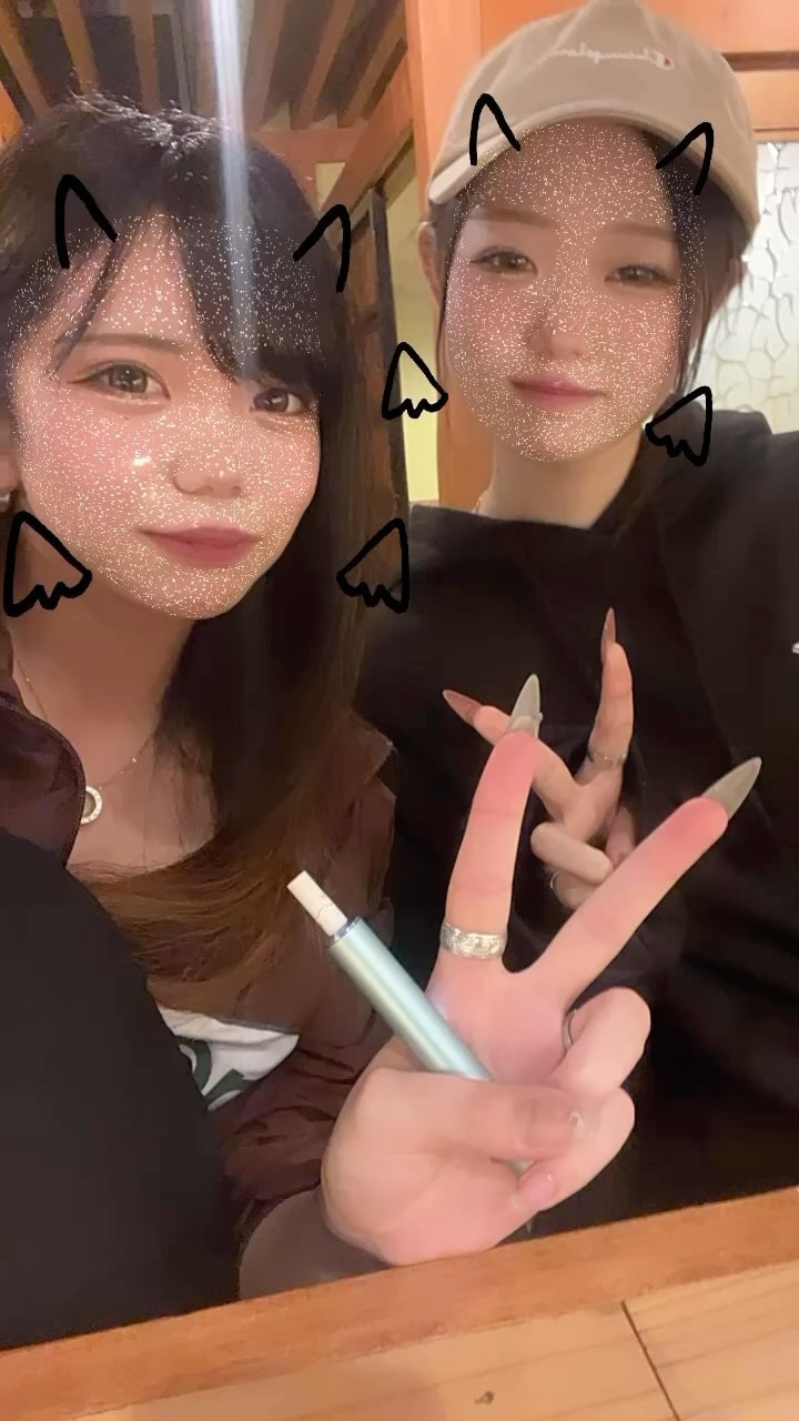 今日はいつもより涼しかったな〜🤧
沢山寝て元気いっぱい✌🏻
出勤してまっす🫶🏻