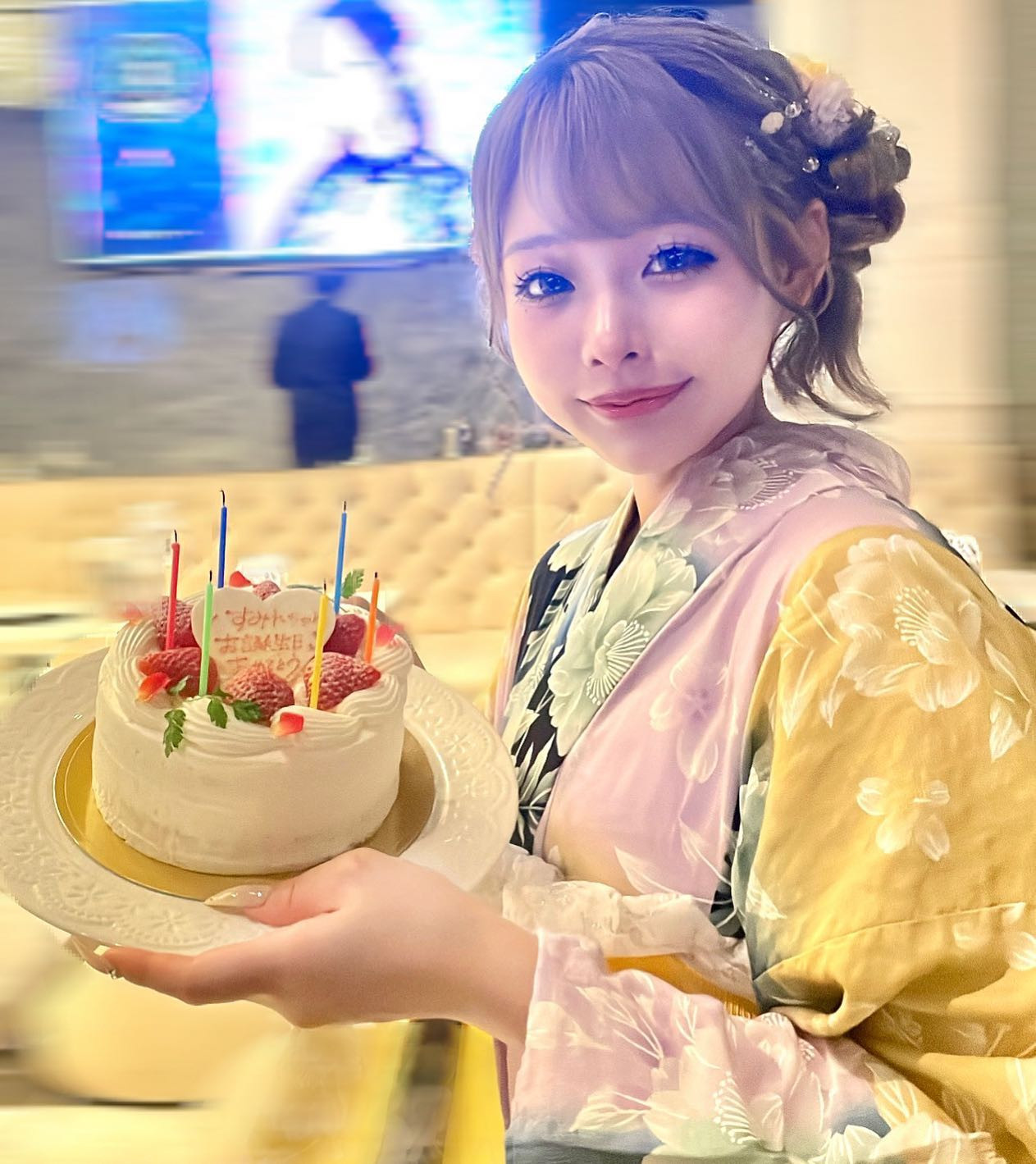 1番最初にお祝いしてくれたっ🎂💖💖
いつもありがとう💛🌟

 #キャバクラ #キャバクラ嬢  #キャバ  #キャバ嬢  #キャバクラ好き  #キャバクラ好きな人と繋がりたい  #新宿 #歌舞伎町 #歌舞伎町キャバ嬢  #歌舞伎町キャバクラ  #新宿歌舞伎町  #夜職  #水商売  #金髪  #金髪ギャル  #ギャル  #誕生日 #誕生日ケーキ  #ケーキ屋さん  #バースデーケーキ