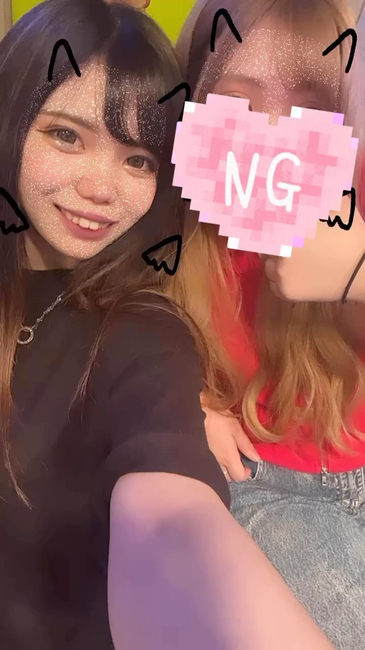 この間仕事終わりに珍しくゆりと
朝まで飲みました🍻
楽しかった〜🥱
本日も出勤してます！🫶🏻