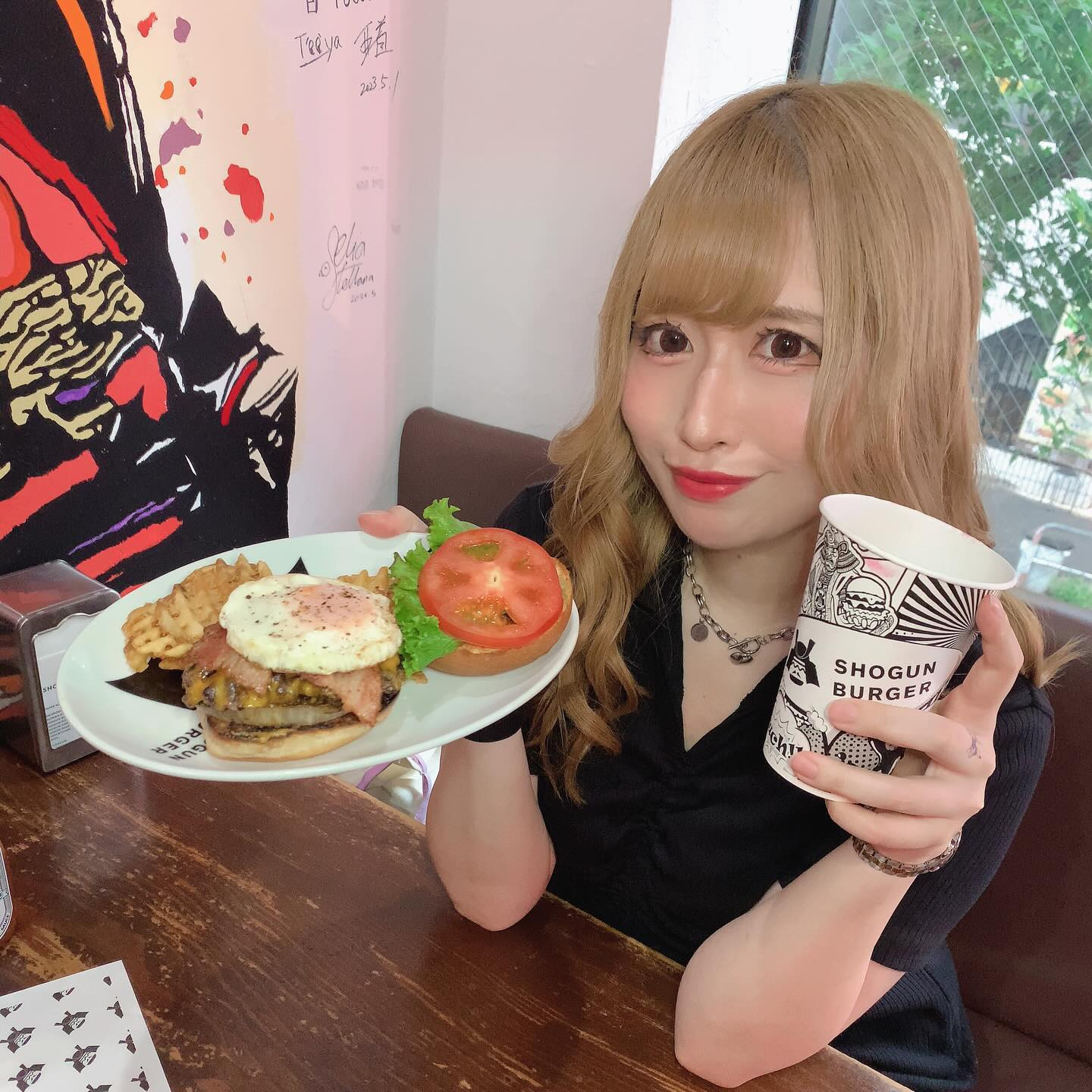 🍔🍟
SHOGUNBURGER美味しかったンゴ💖
.
.

#av女優 #セクシー女優 #歌舞伎町 #秋葉原 #ガールズバー #歌舞伎町ガールズバー #長身女子  #地雷系女子 #地雷女 #高身長女子 #撮影会 #撮影会モデル #SODLAND #むちむち女子  #sly #instalike #instafood #shogunburger #池袋グルメ