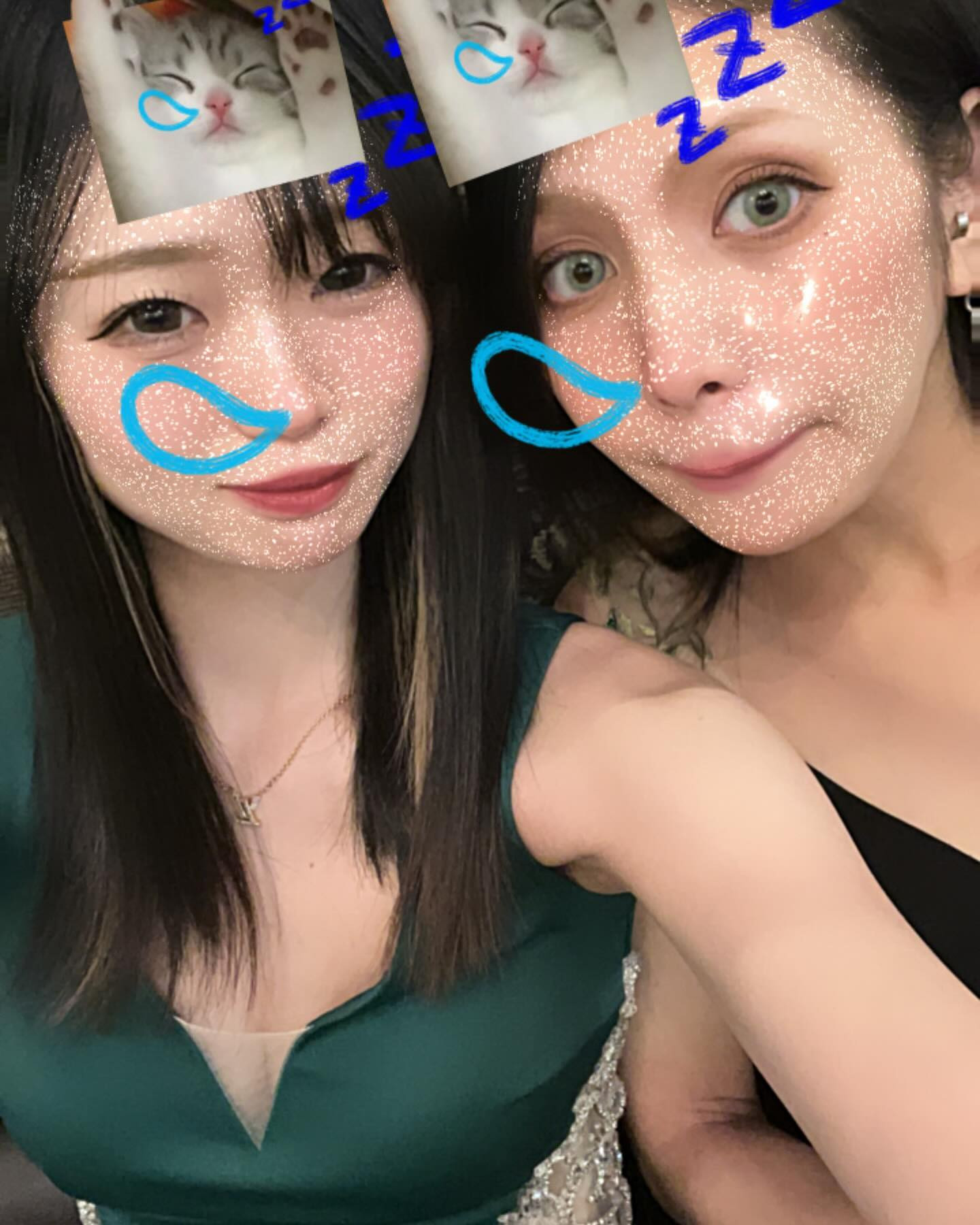 暑さにバテそうなので飲みたいと思います☺️
8時からおります！
是非遊びに来てください🌟