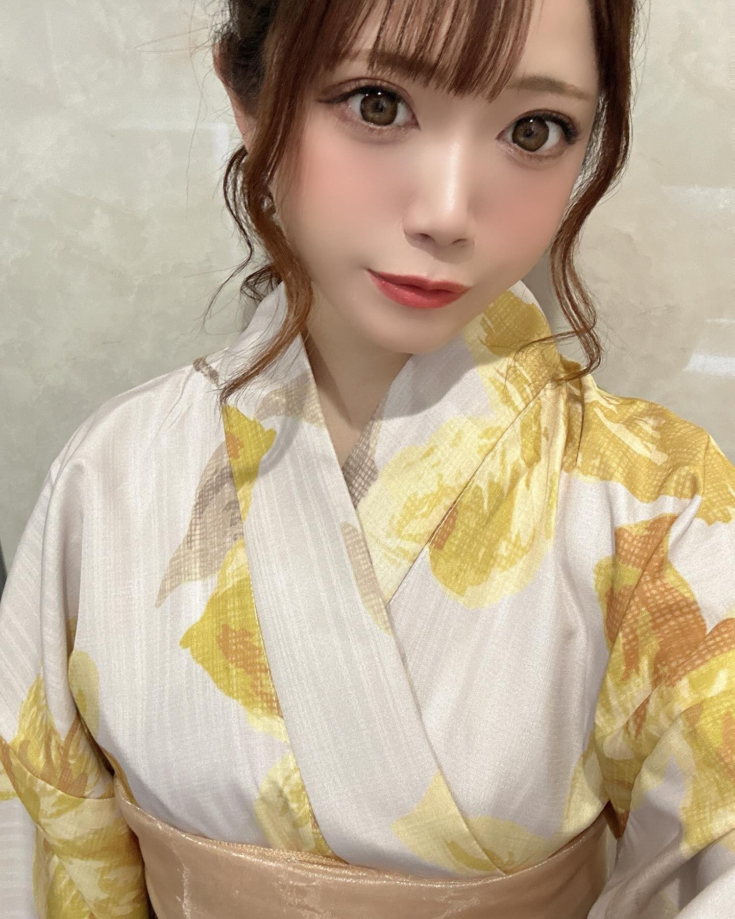  Instagramで記事を開くみゆさん...