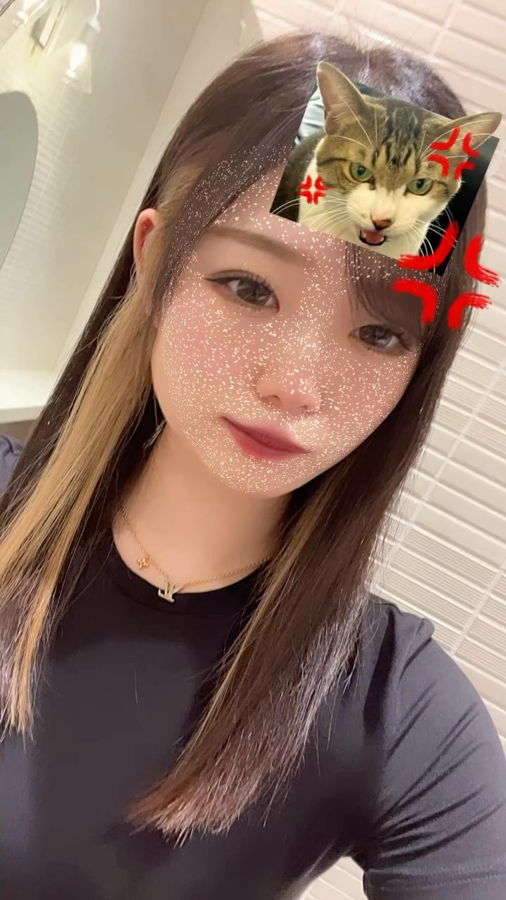 暑くて怒ってる😡
夏休み頑張ってお酒飲むので飲ませに来てください😊
9時半からおります！