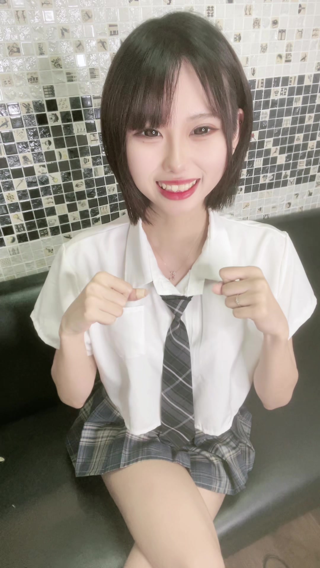 3年B組 ホットニュース 103067