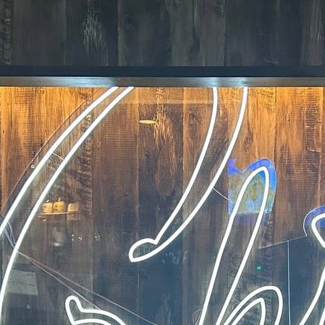 Snack & Bar Chip ホットニュース 104006