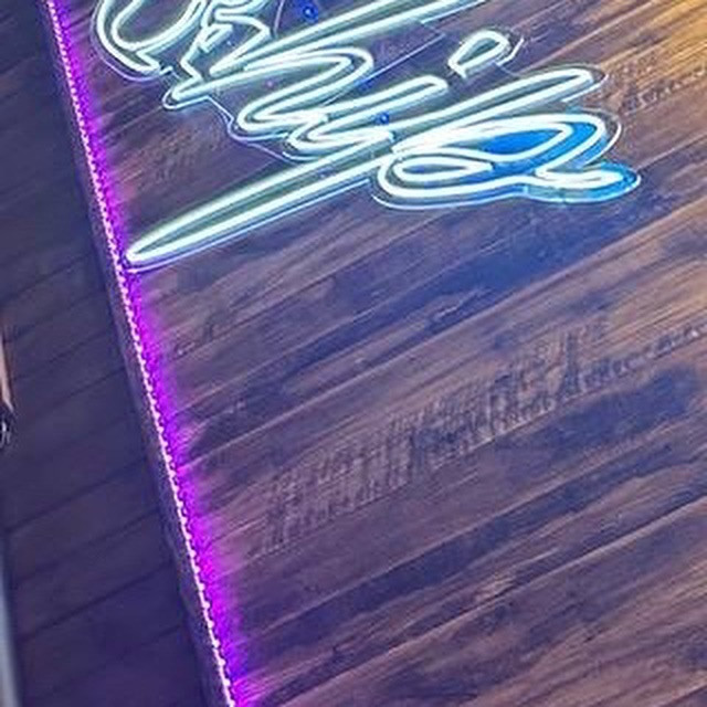 Snack & Bar Chip ホットニュース 104019