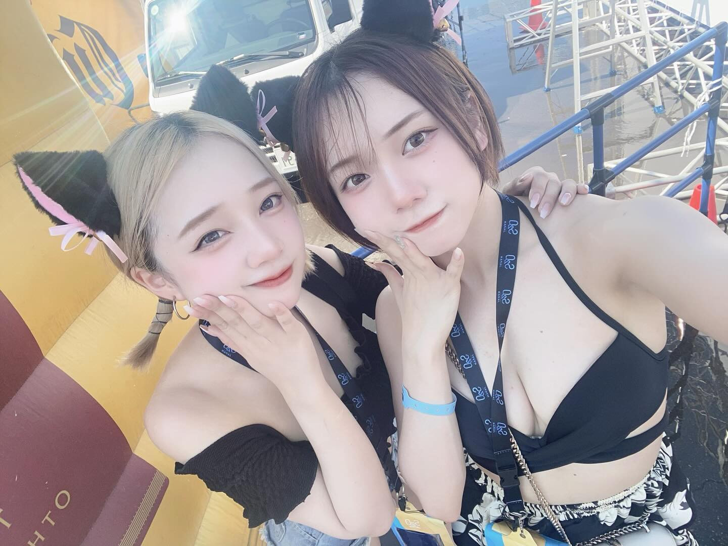 .
最近、ほんとに双子かと思うくらい似てる👶🏻🤍
れいちゃまんと一緒だと寝てないの忘れるくらい楽しいはっぴ~

生まれて初めてこういう野外フェス行ったけど
信じられないくらい開放的で最高な非日常空間だた❕
誘ってくれてありがとう

来年も絶対に一緒に行こうね✌🏻

だいすき➰♡

.
.
.
.
#s2ojapan #s2o #キャバ嬢 #キャバクラ #浴衣 #浴衣女子 #歌舞伎町キャバ嬢 #歌舞伎町 #歌舞伎 #北新地 #北新地キャバクラ #北新地キャバ嬢 #中洲キャバ嬢 #中洲 #コンカフェ嬢 #コン