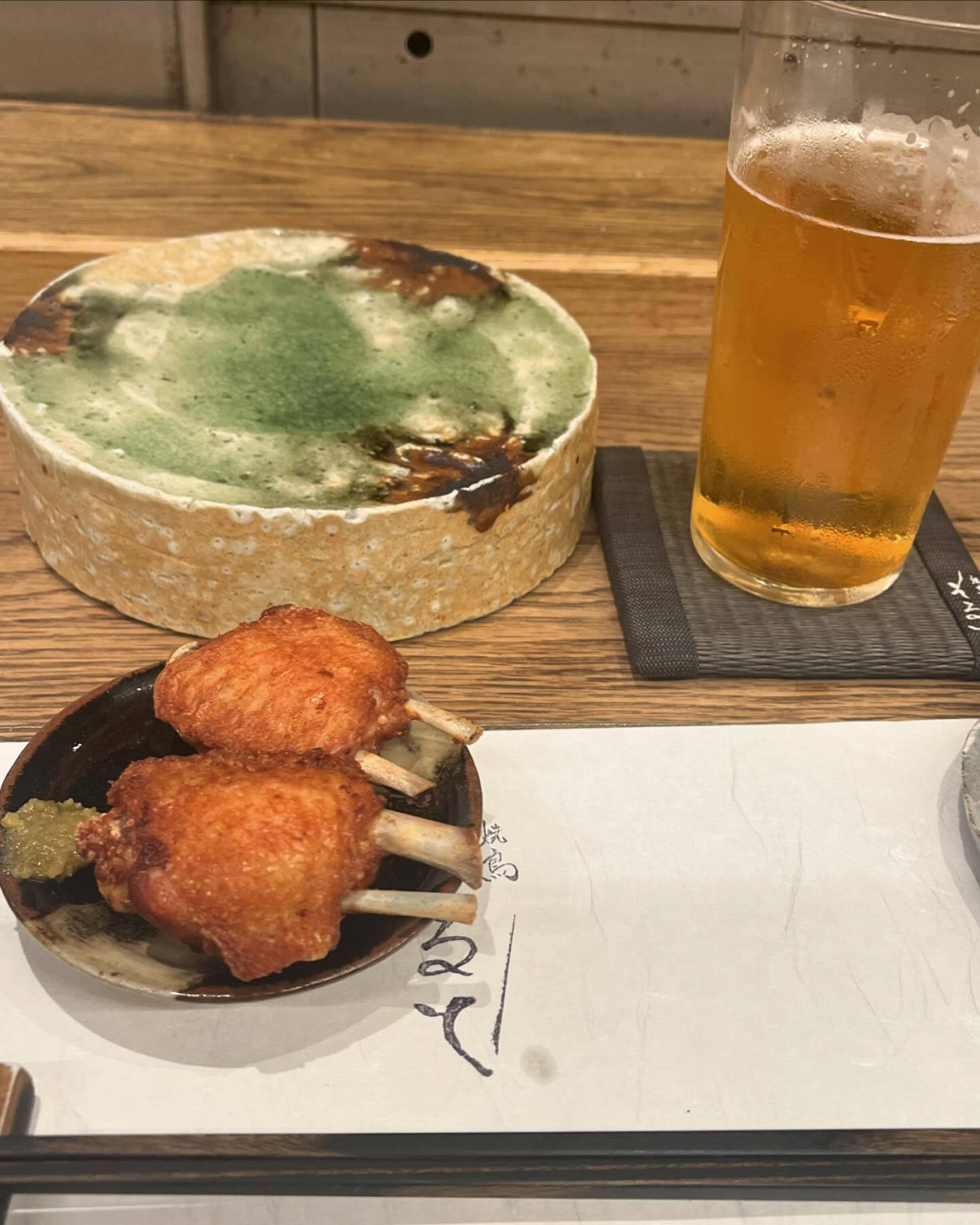 先週の土曜日は、久しぶりの出勤＆お酒😊
行きたかった焼き鳥屋さん🥰
久しぶりの酔い＆楽しかったぁ🎵
我礼での写メを撮り忘れたけど、全部で🍾4本飲んだぁ〜😜

今週も楽しく過ごしたいなぁ✨✨

@clubgalle2580 
#club我礼#すすきの#やきとり