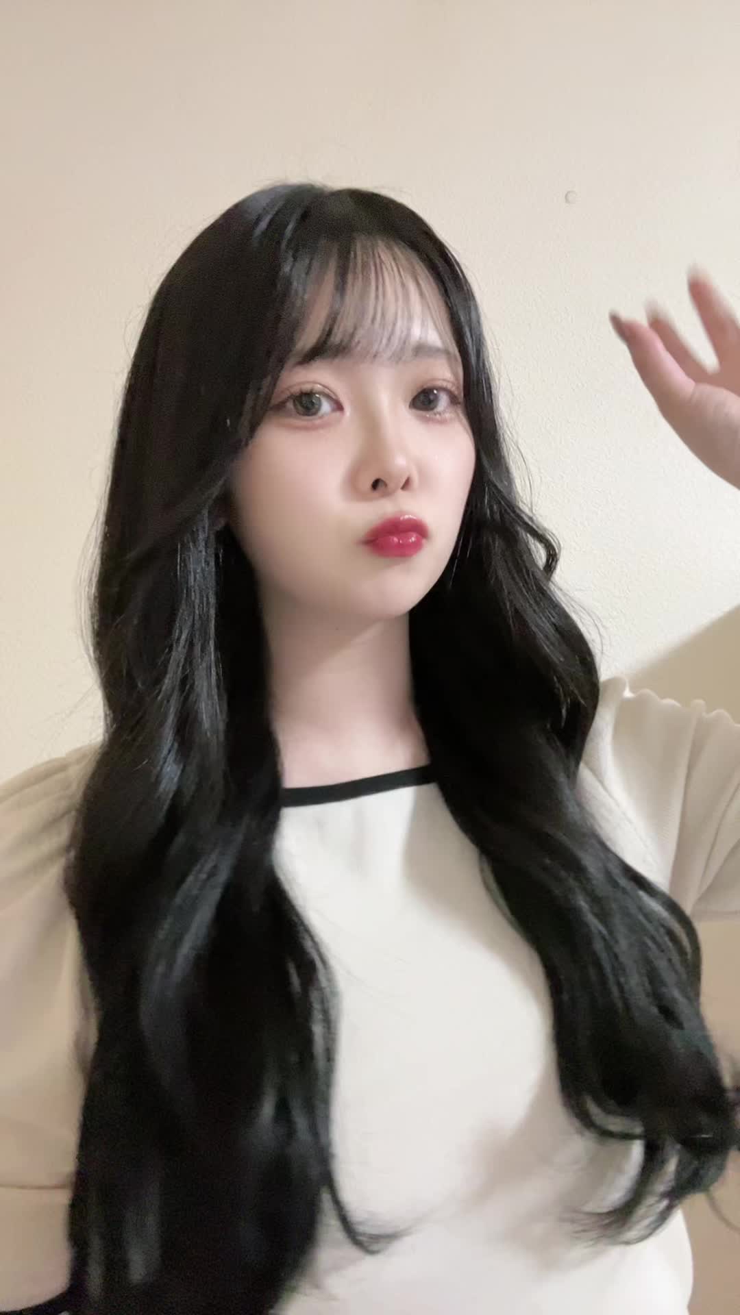 染めてきたっ🫶🏻最近暗髪の方が落ち着く🥺💓#北海道 #おすすめ #00 #ライバー #愛とU