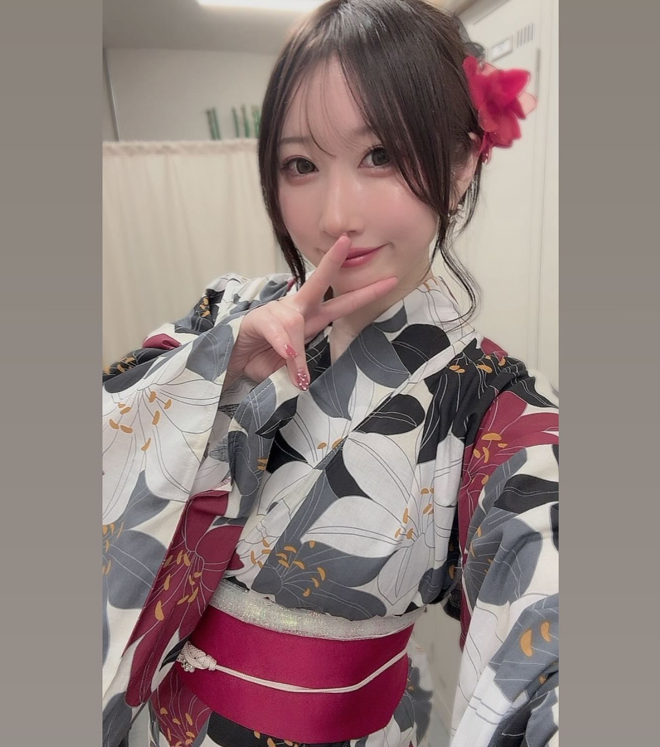 浴衣DAY

浴衣こんなに絶対いらないのに買っちゃうのやめたい😞😞😞

#仙台　#国分町　#キャバクラ　#アトリエ