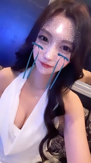 *
そういえば少し前に髪暗くしました🫣

#キャバクラ #キャバクラ嬢 #キャバ #キャバ嬢 #クラブ #ホステス #きゃばきゃば #キャバキャバ #埼玉キャバクラ #志木 #暗髪 #暗髪カラー #川越 #大宮 #きゃば嬢