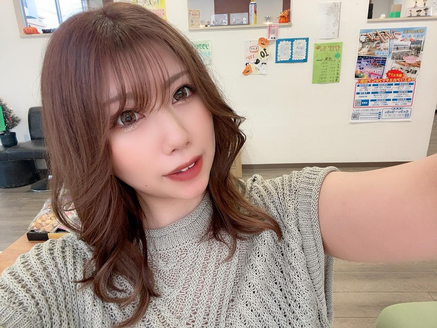 💙

お盆おつかれさま〜ってことで
かぼちゃ🎃いってきた

お盆営業中は店と家の往復しかしてないから
今週はサウナ🧖🏽‍♀️やらマッサージ💆🏼‍♀️やら
自分のしたい事しまくってる✌🏻

そして今週末はコスプレ伝です🌸
ご来店お待ちしてます！

#カットサロンかぼちゃ #新潟スナック #古町スナック #snacknodoka #古町キャバクラ #古町クラブ #古町 #セクシー #ギャル #新潟ナイトナビ #新潟 #新潟グラマー #新潟古町 #新潟美人 #フルコス #古町コスプレ伝