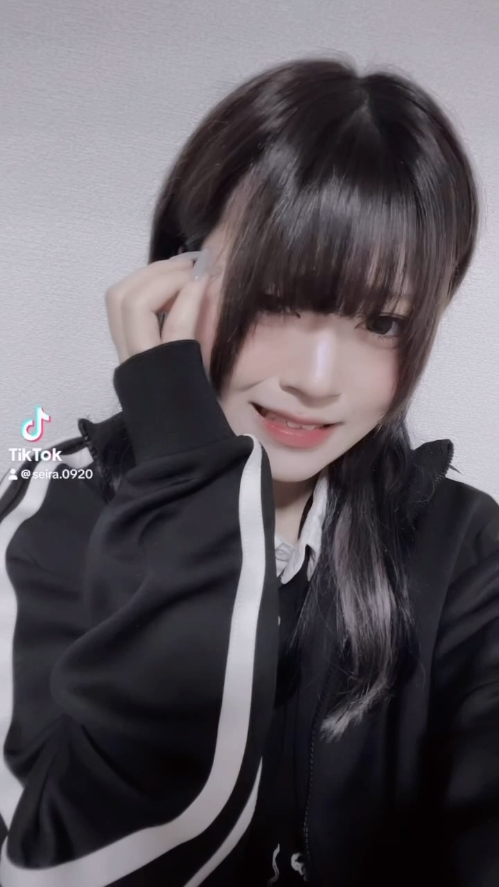  Instagramで記事を開くせいらさ...