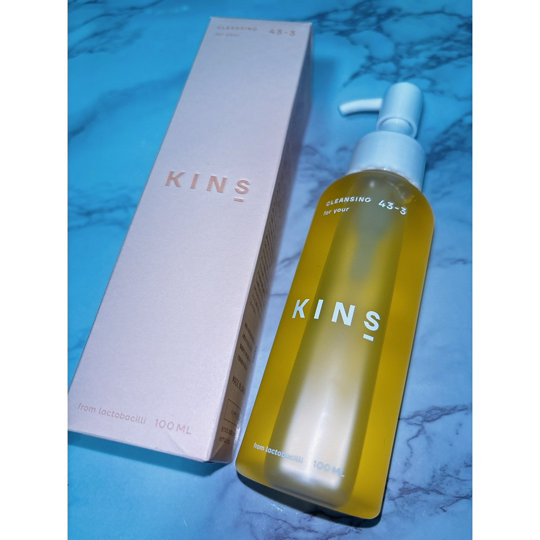 #PR
#KINS

大人気クレンジングオイルと
新商品のブースターを含む限定セット✨️
Cleansing oil 100ml
Booster II 30ml
Facemask 1枚
通常価格：10,058円から''51％オフ''(※1)

美肌菌(※2)と潤いを守るW洗顔不要設計🫧‪
(※2 美肌菌：肌の潤いを保つ皮膚常在菌のこと)

クレンジングオイルと新発売のブースターで出来た
肌運命を変える限定セットが
Qoo10､楽天で共に51％オフ(※2)で購入可能✨️
楽天通常販売価格:10,058円⇨4