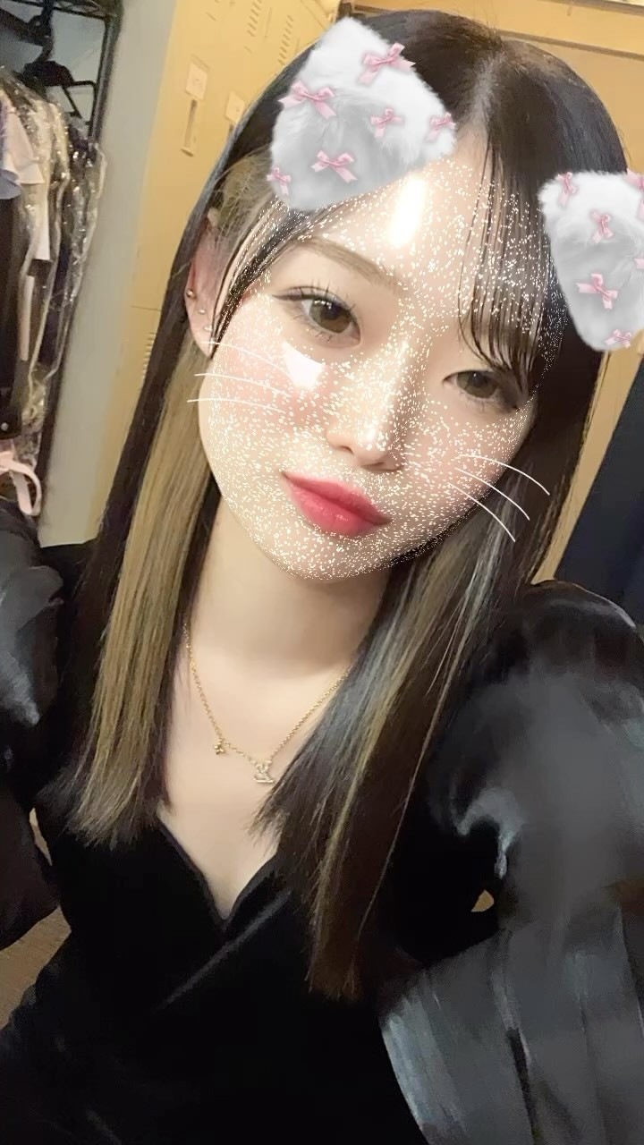 天気悪くてもお酒は飲める！
8時からおります
是非遊びに来てください🌟