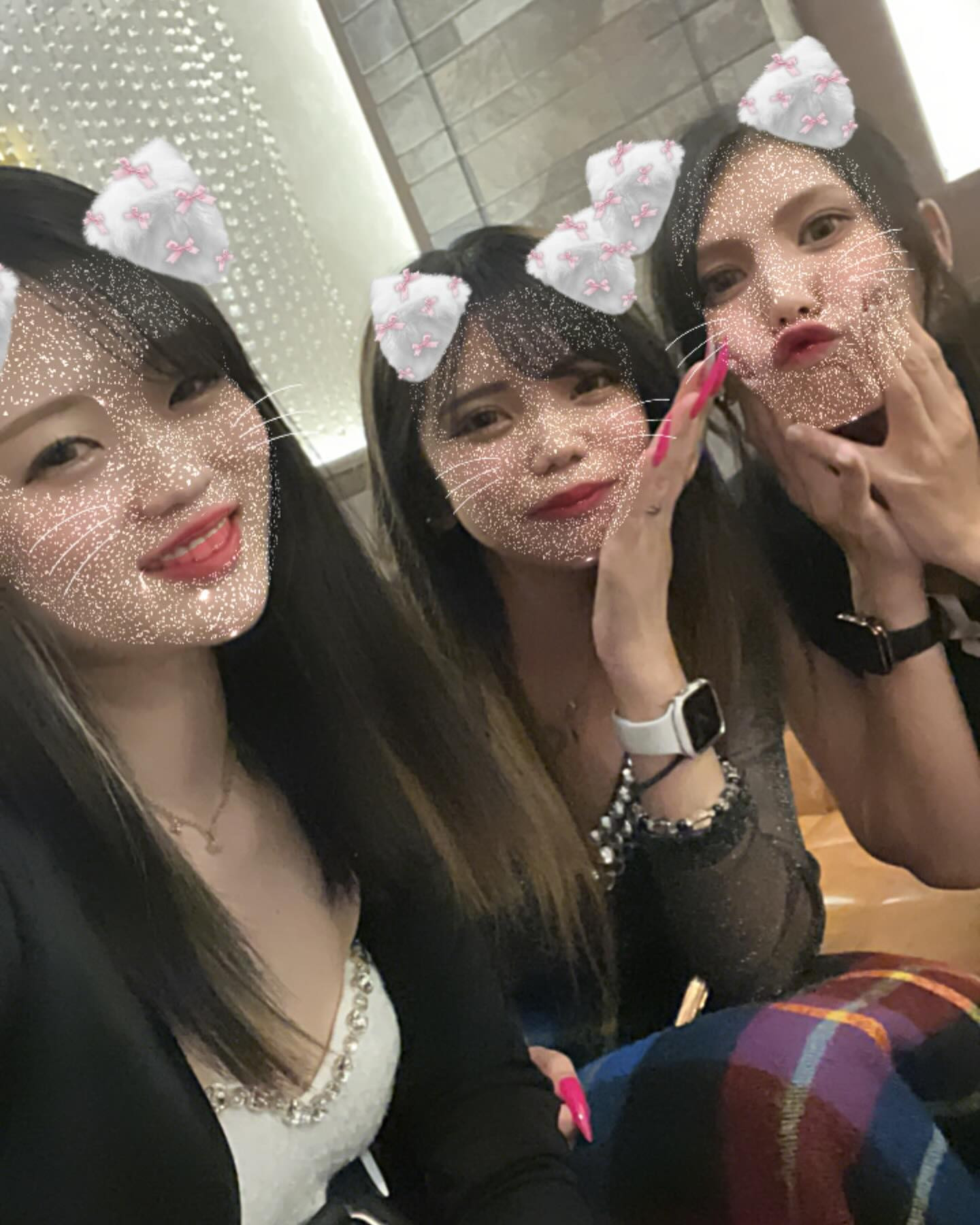 今週ラスト出勤しまーす！
台風どっか行ったのでぜひ！