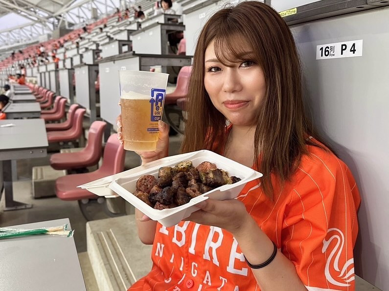 💙

アルビ観に行ってきた⚽️💙🧡
5-0で快勝サイコー🎖️

今回は屋台もビールも堪能できた🍻

#アルビレックス新潟 #albirex #アルビレックス #新潟 #ビッグスワン #ルヴァンカップ #町田ゼルビア