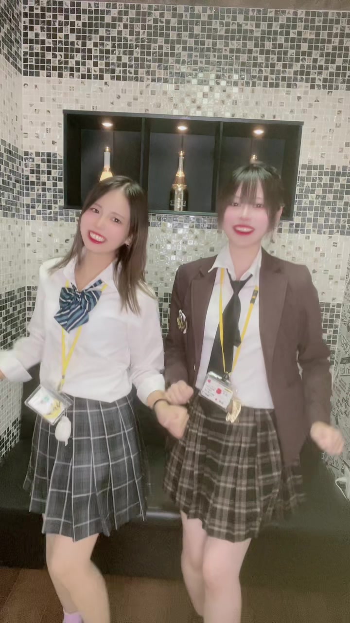 3年B組 ホットニュース 112395