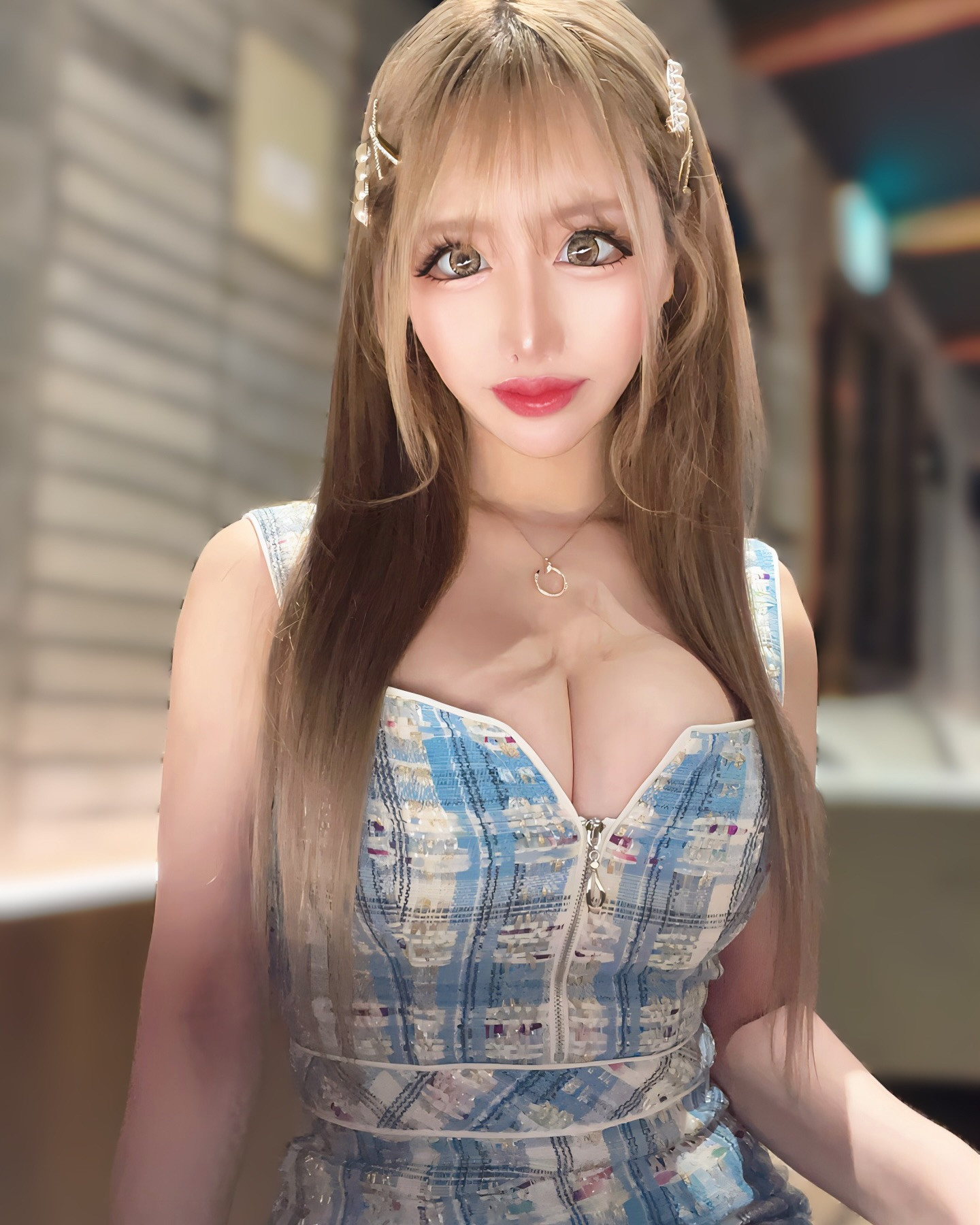 スーパーロング恋しくなる🌹

.
.
.
.
.
#キャバ嬢 #加工 #歌舞伎町 #レース #ドレス 
#夏 #8月 #9月 #人ならずモノ　#スーパーロング