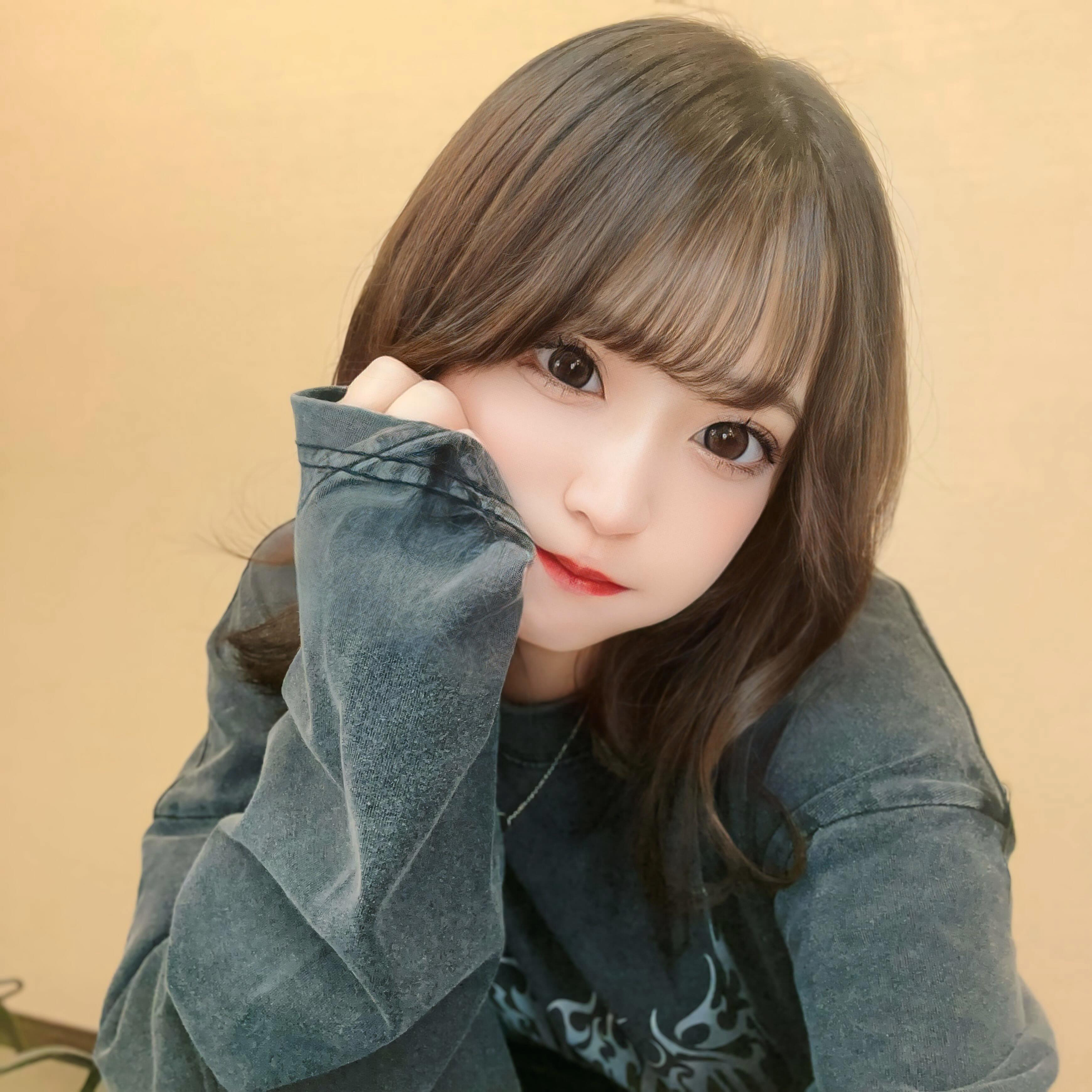 おはよっ🐺🐺

#ウルフグループ #王華 #ロイヤルステージ #ROYALSTAGE #札幌 #すすきの #錦 #名古屋 #国分町 #歌舞伎町 #六本木 #中洲 #キャバ嬢 #キャバクラ #キャバ嬢 #美人 #かわいい #モデル #model #art #ニュークラブ #ガールズバー #photography #photo #photooftheday #cute #love  #インスタ指名