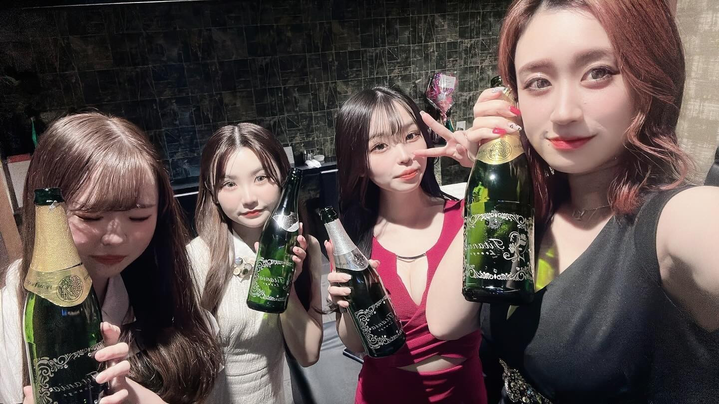 LOUNGE TITANIA ホットニュース 114024