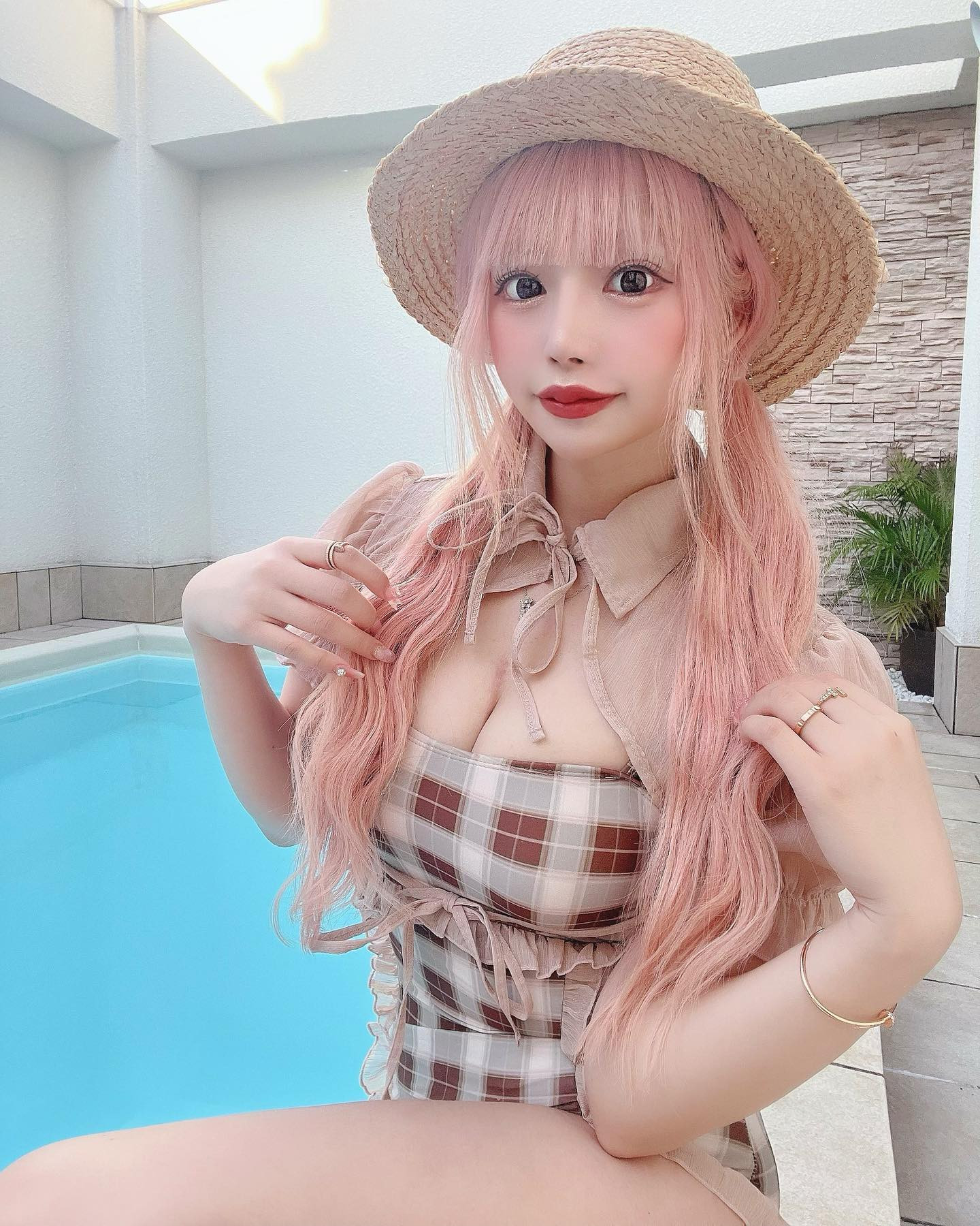 沖縄楽しかったー🌺💕
海行ってないけどお部屋プール付きにしてよかった🫶🏻

かれんちゃんと沖縄4回目👼ちゅき

#すすきの #ススキノ #すすきのグルメ #ニュークラブ #ニュークラ #キャバクラ #キャバ嬢 #ホステス #札幌 #すすきのキャバクラ #沖縄 #水着 #水着ギャル 
#歌舞伎町 #ポケパラ #ナイツ #ギャル #かわいい #あざとい系女子 #札幌観光 #followme#instagood #instalike #シティーグループ #premier #一ノ瀬愛梨 #ぷにぷにあいり