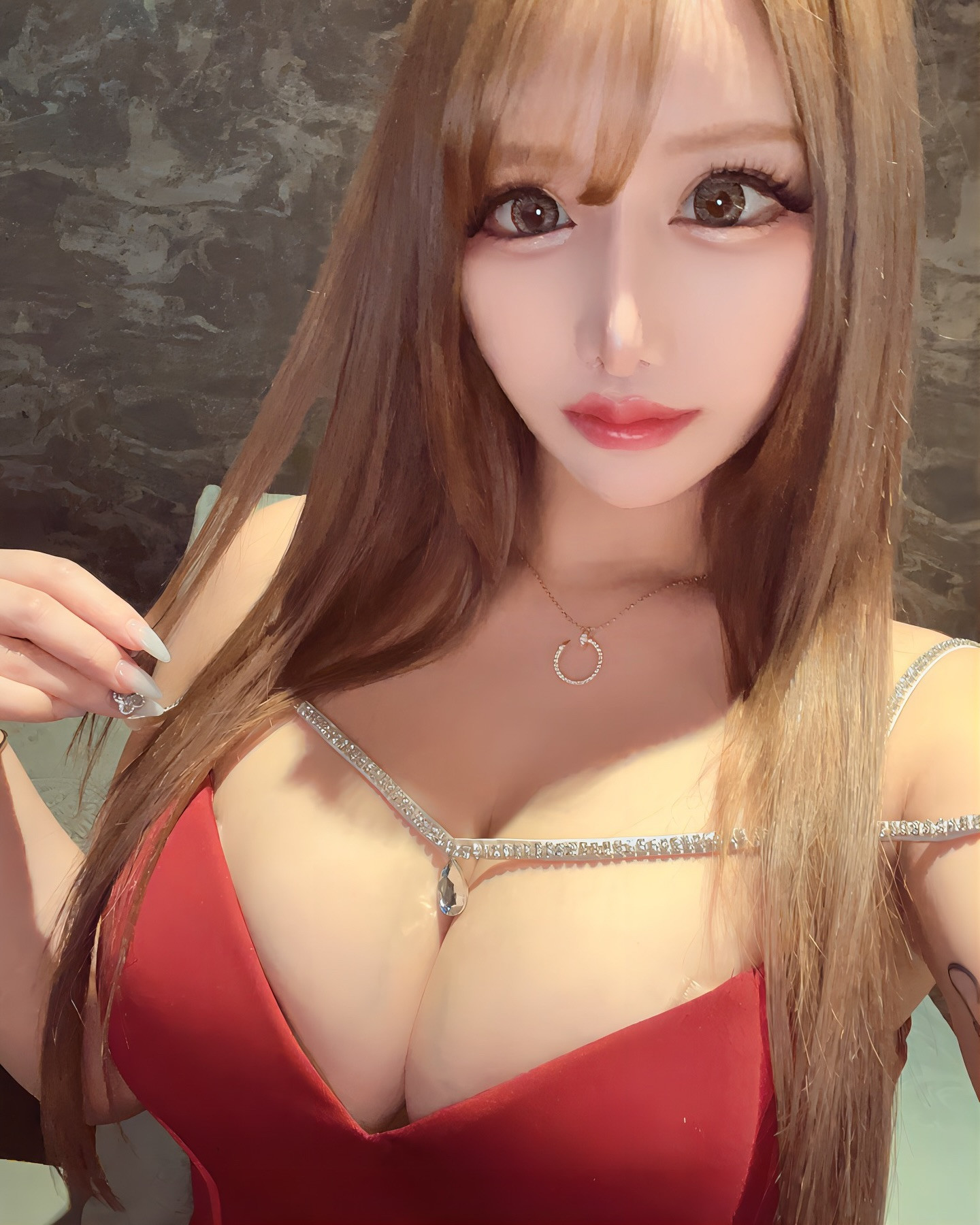 新しいことを始める時ってワクワクする💟

.
.
.
.
.
#キャバ嬢 #加工 #歌舞伎町 #レース #ドレス 
#夏 #8月 #9月 #人ならずモノ　#スーパーロング