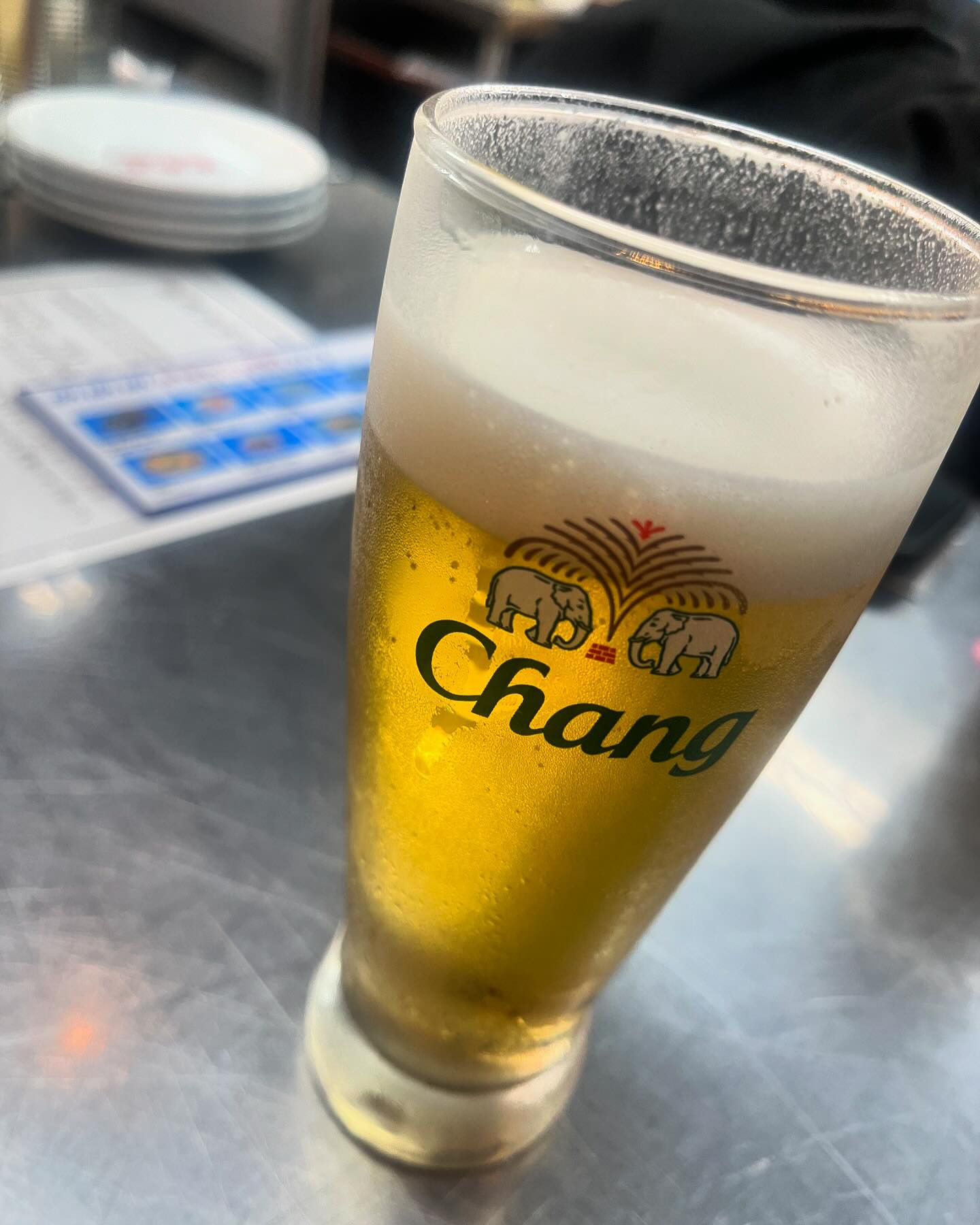 🍺チャーン🍺

象印🐘のタイビール！

さっぱりライトなビールなのでゴクゴクいける🐘

#タイ
#ビール

#志木
#キャバクラ
#キャバ嬢

明日います🙋‍♀️