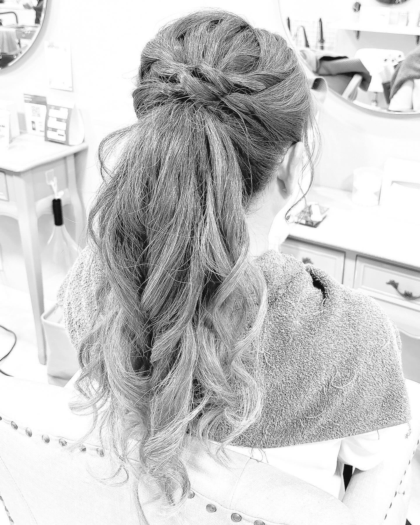 今日も元気に出勤しますよー！@clubgalle2580 #東陽企画グループ #東陽企画 #トキオ観光 #第21桂和ビル #第21桂和ビル6階 #くらぶ我礼 #クラブ我礼 #我礼 #クラブガレ